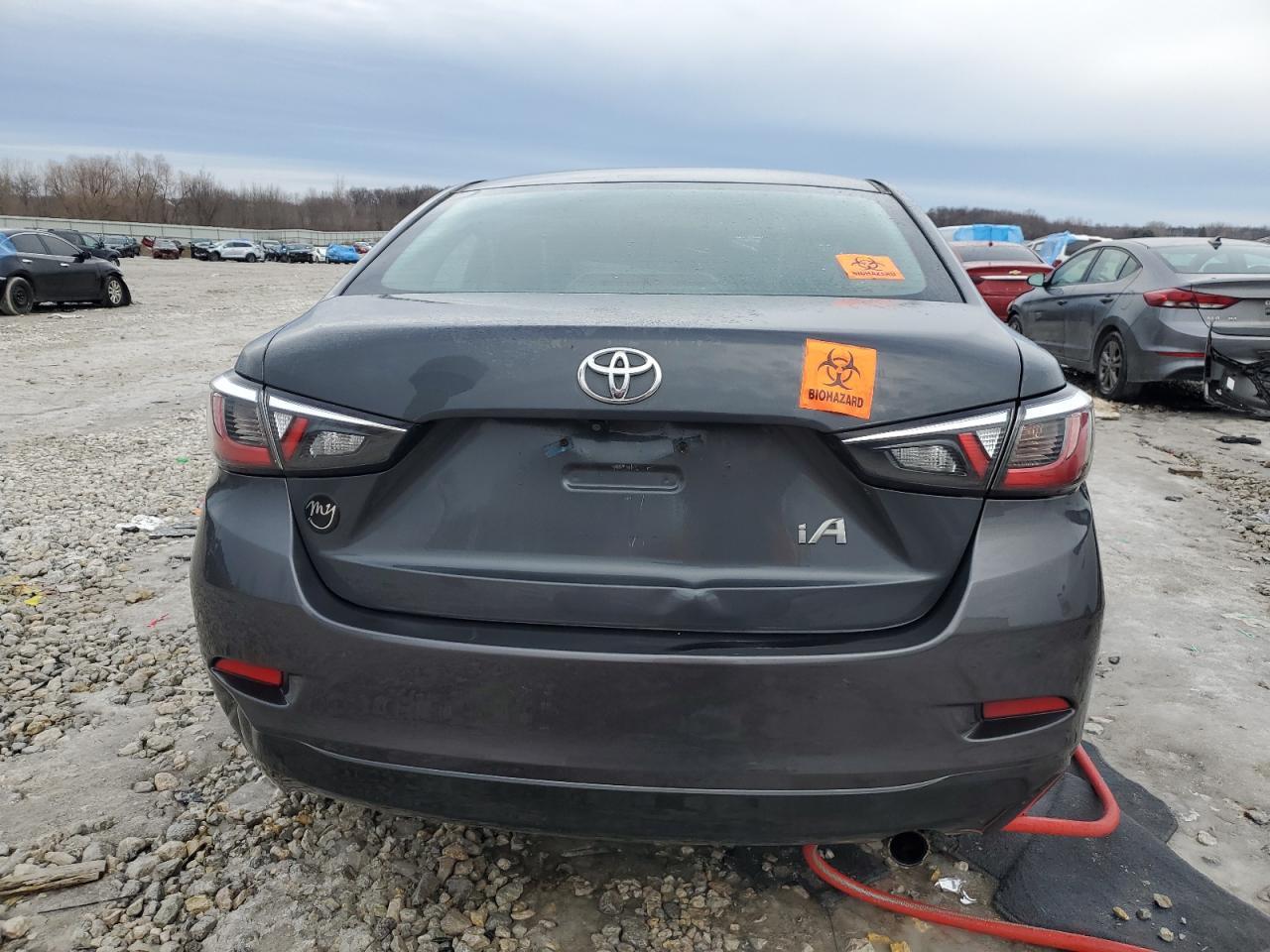 2017 TOYOTA YARIS IA - Фото 6