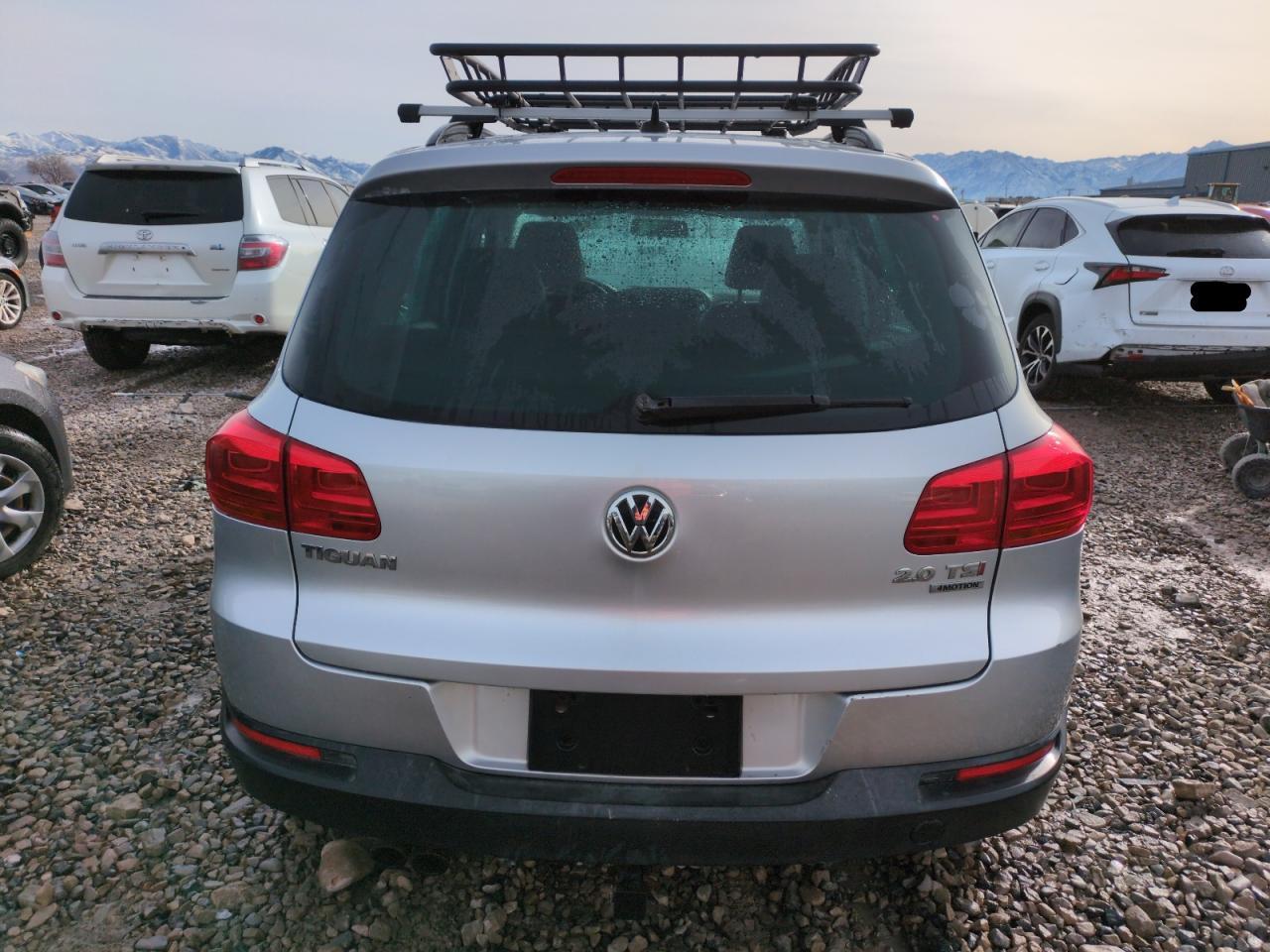 2015 VOLKSWAGEN TIGUAN S - Фото 6