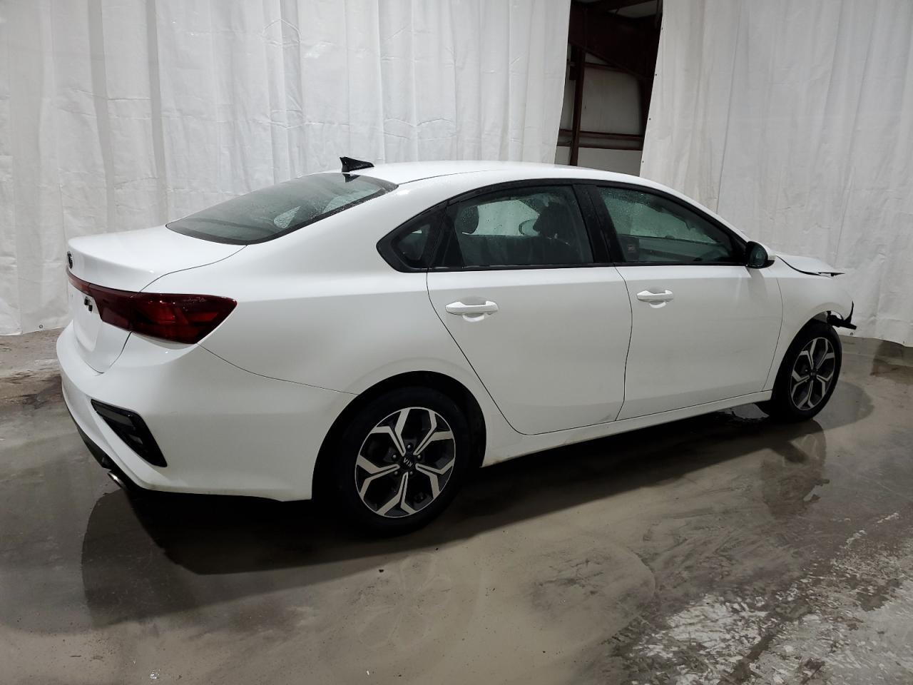 2021 KIA FORTE FE - Фото 3