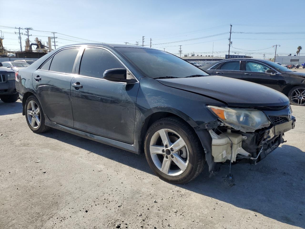 2014 TOYOTA CAMRY L - Image 4