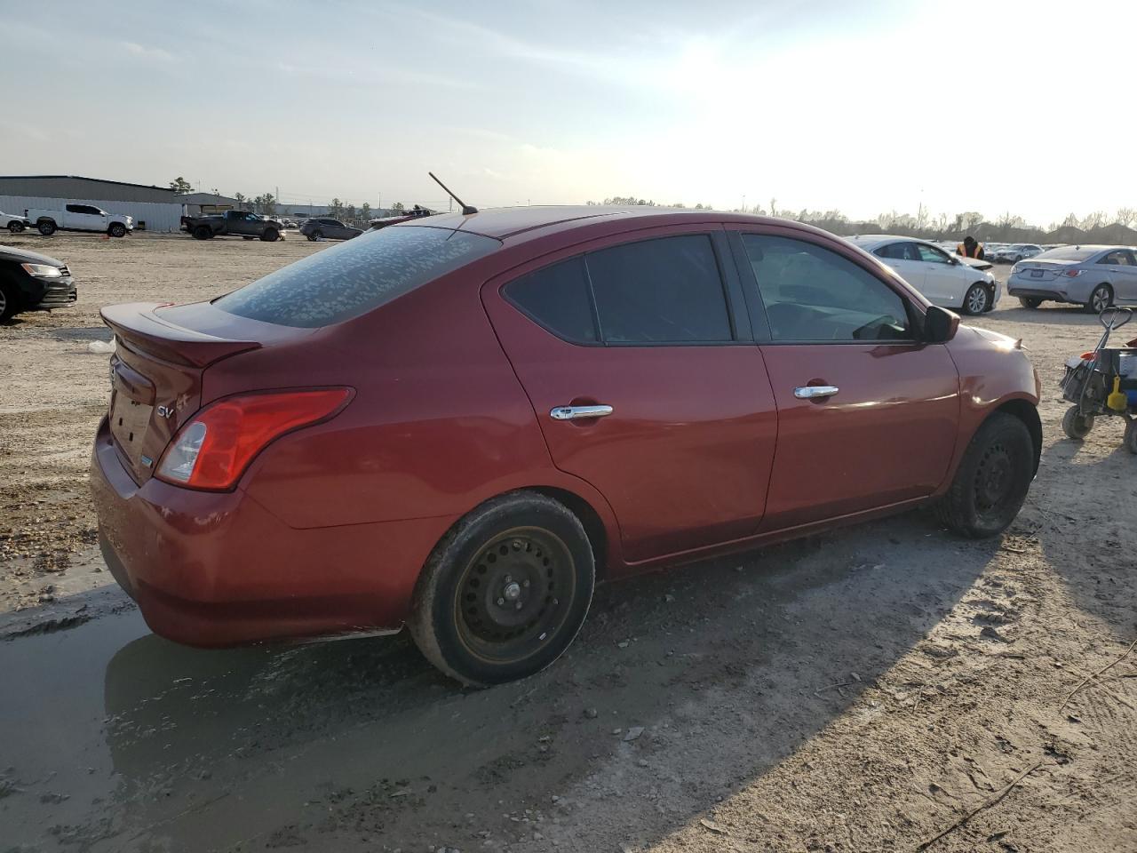 2016 NISSAN VERSA S - Image 3
