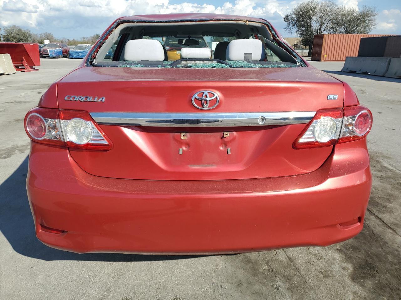 2013 TOYOTA COROLLA BA - Фото 6