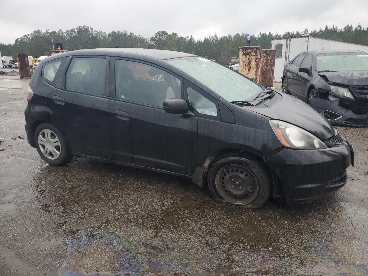 2011 HONDA FIT - Фото 4