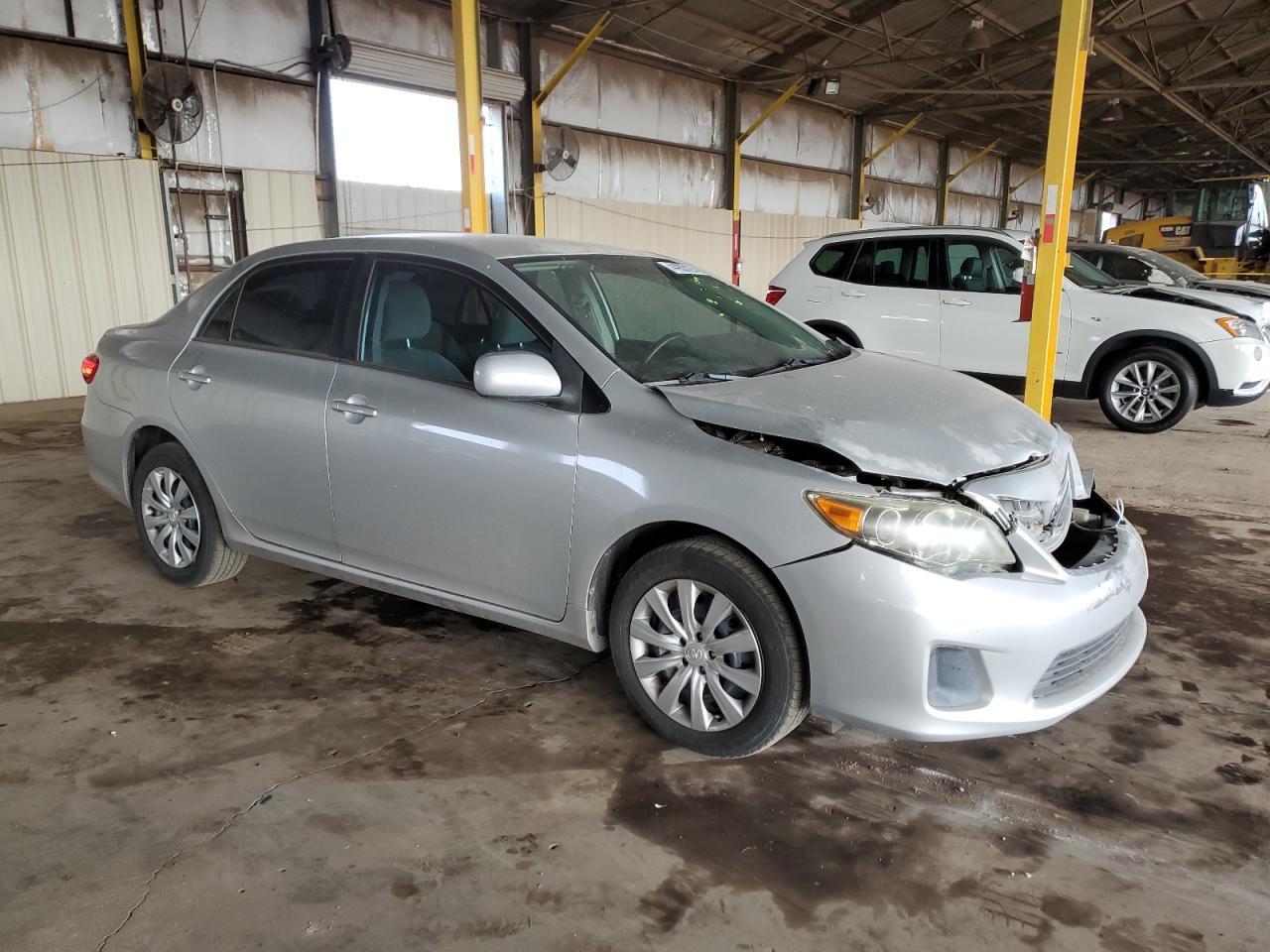 2013 TOYOTA COROLLA BA - Фото 4