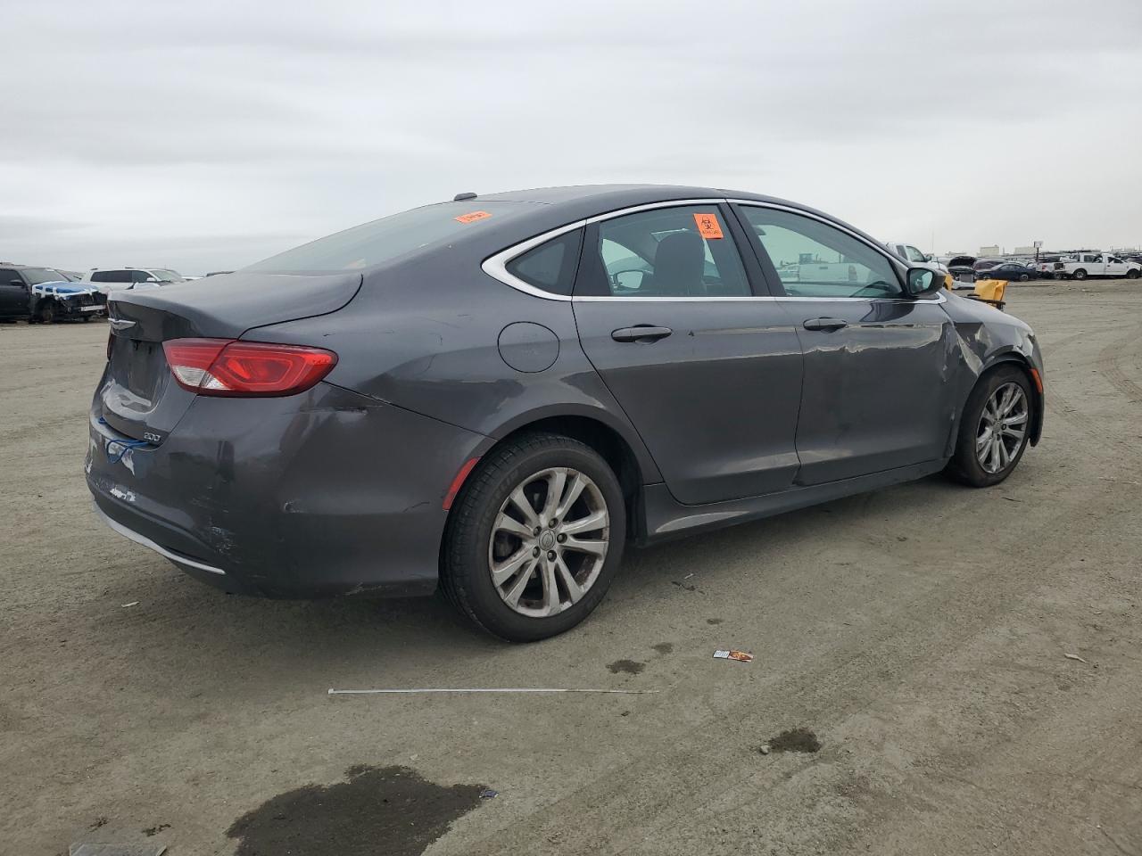 2015 CHRYSLER 200 LIMITE - Image 3