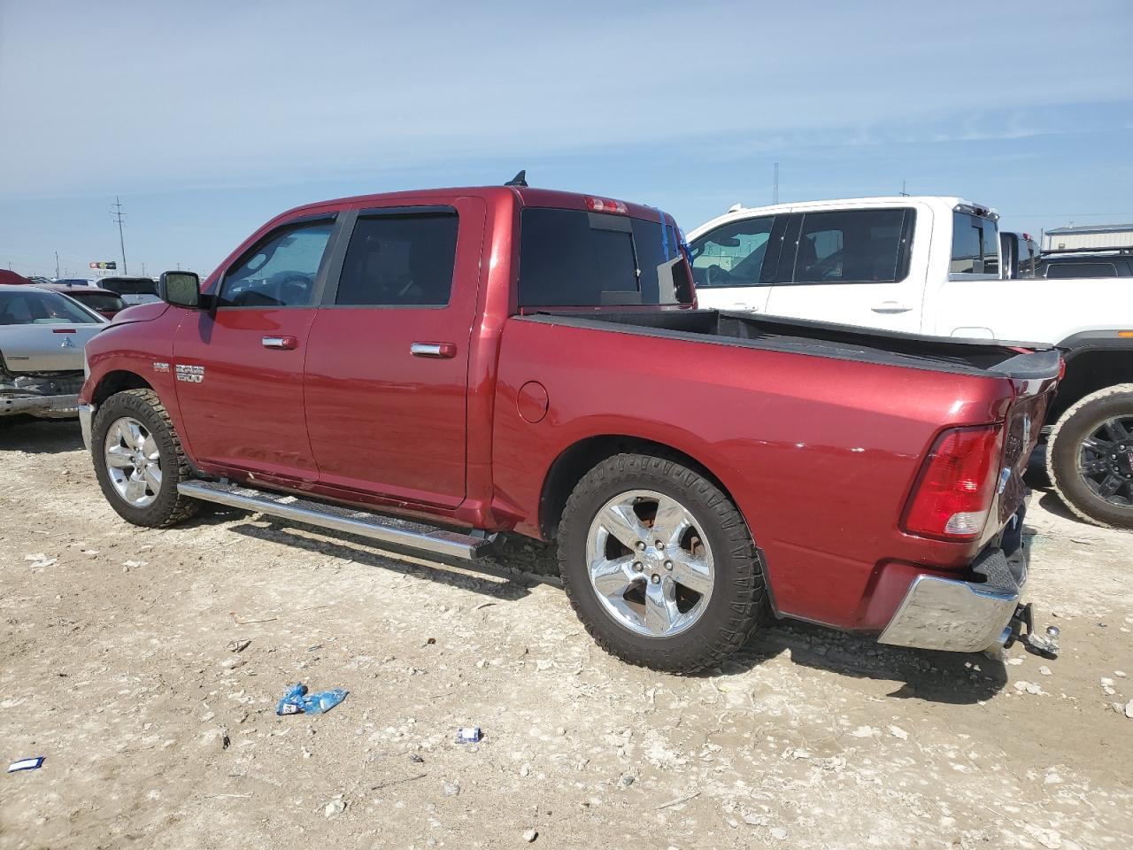 2015 RAM 1500 SLT - Image 2