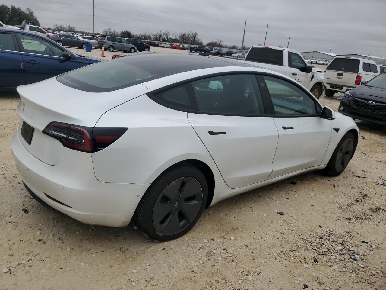 2021 TESLA MODEL 3 - Фото 3