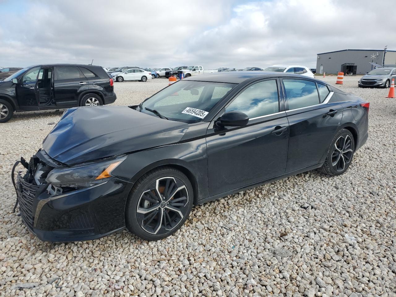 2024 NISSAN ALTIMA SR