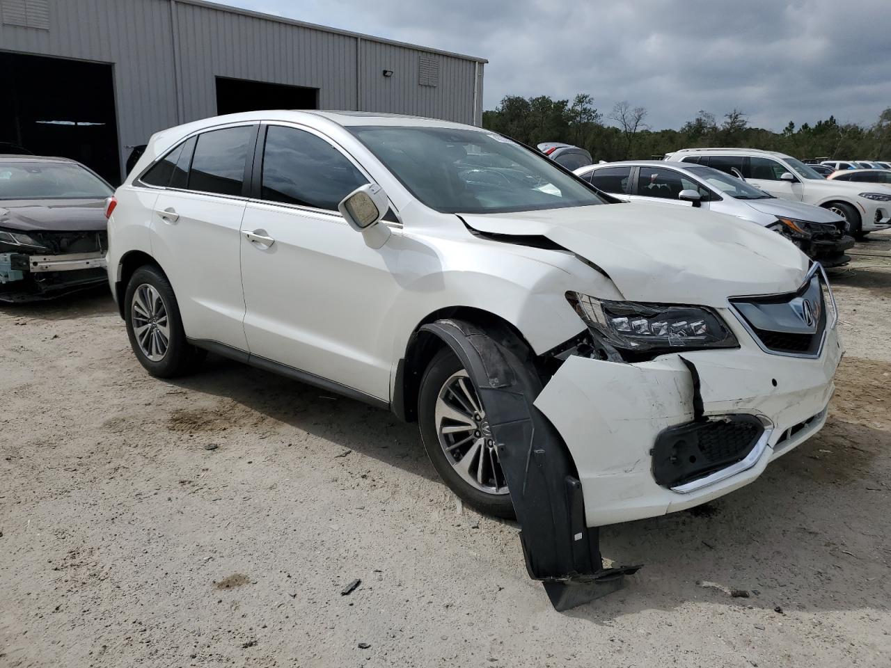 2016 ACURA RDX ADVANC - Image 4