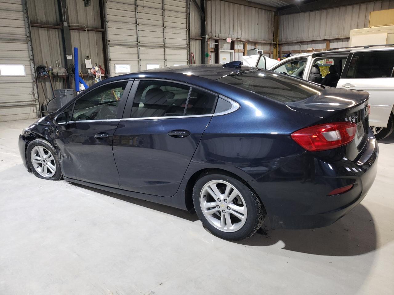 2016 CHEVROLET CRUZE LT - Фото 2