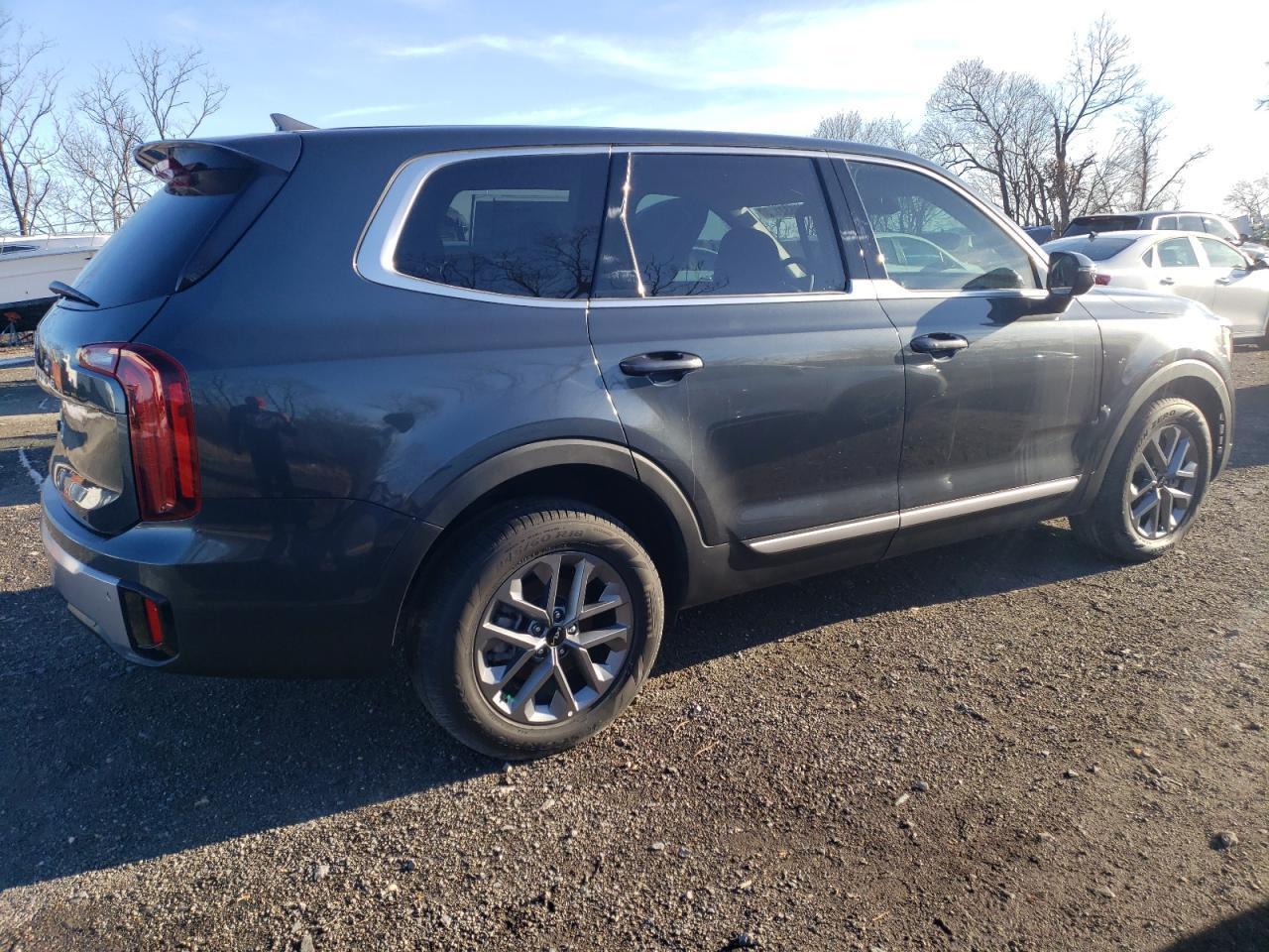 2024 KIA TELLURIDE - Image 3