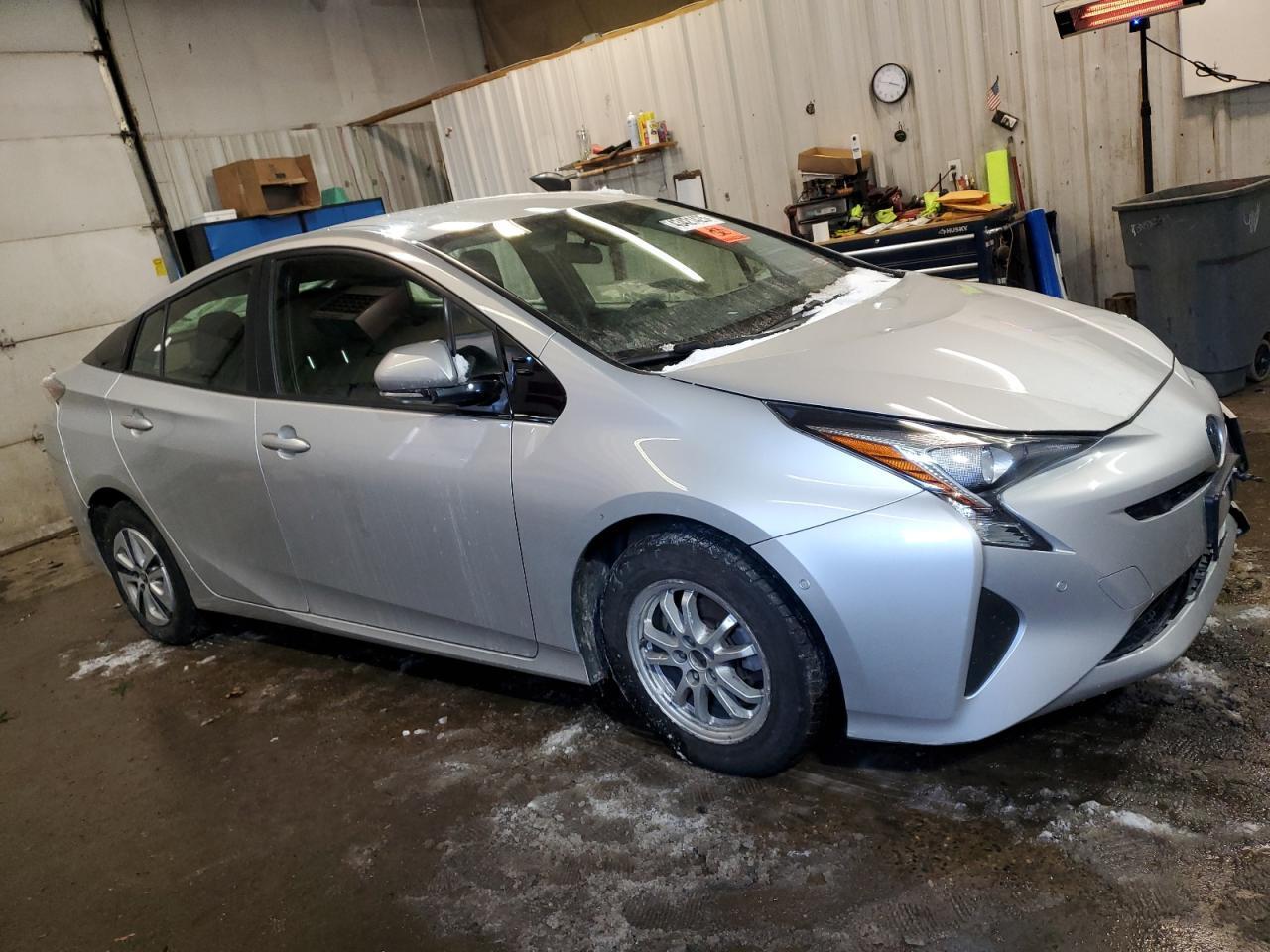 2018 TOYOTA PRIUS - Image 4