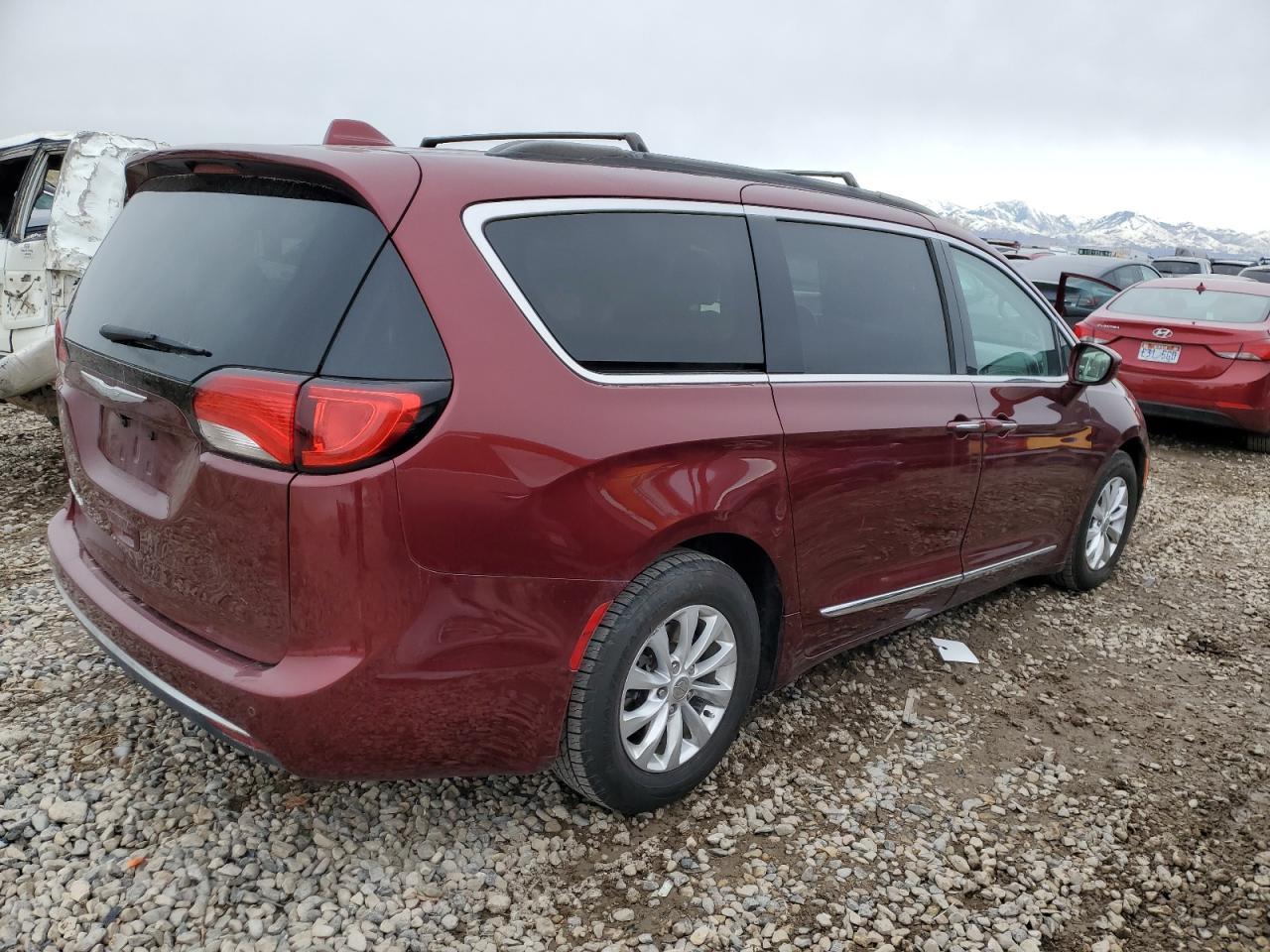 2017 CHRYSLER PACIFICA T - Image 3