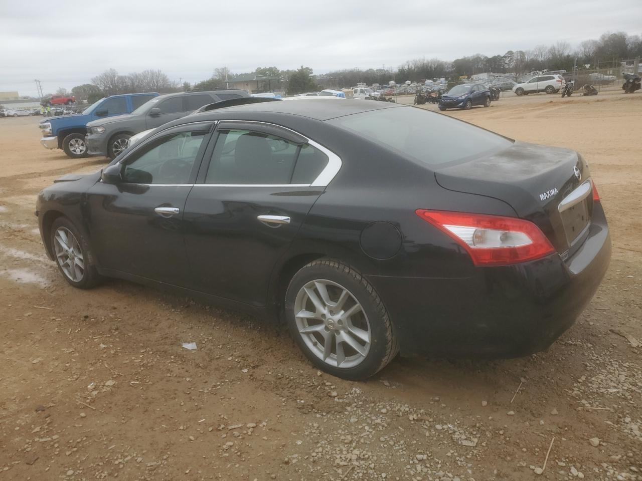 2011 NISSAN MAXIMA S - Фото 2