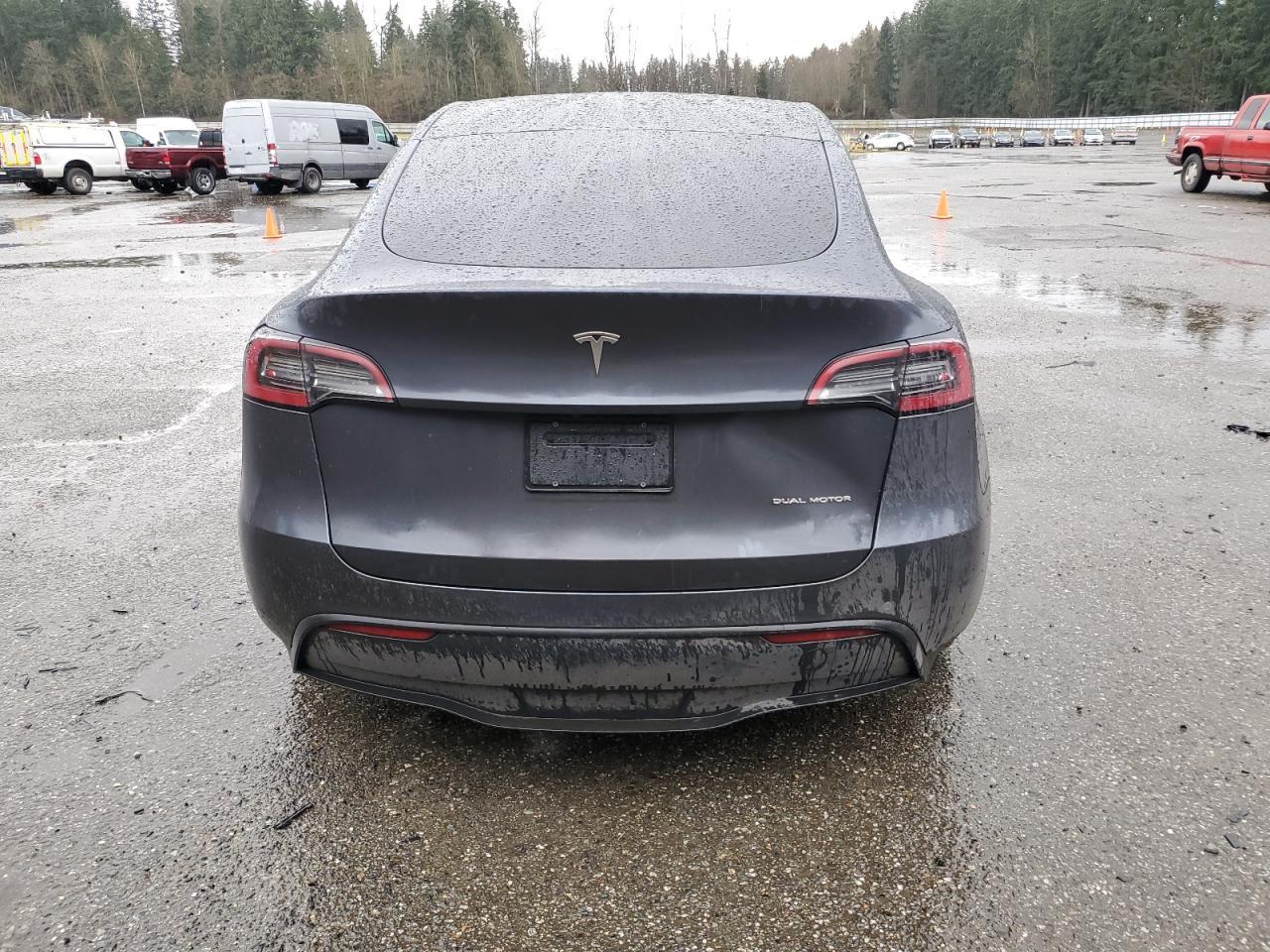 2022 TESLA MODEL Y - Фото 6
