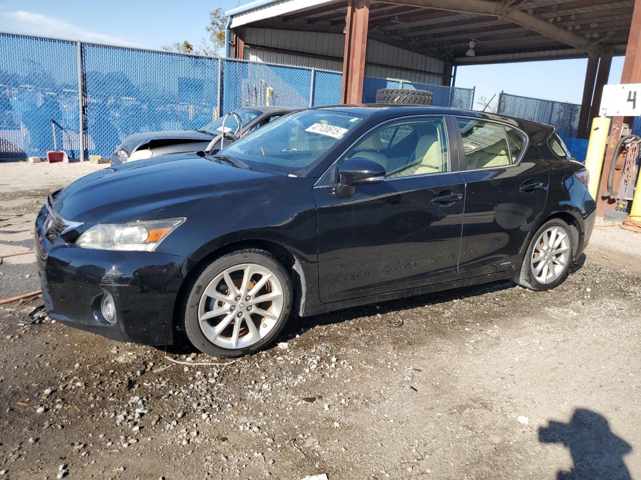 2011 LEXUS CT 200