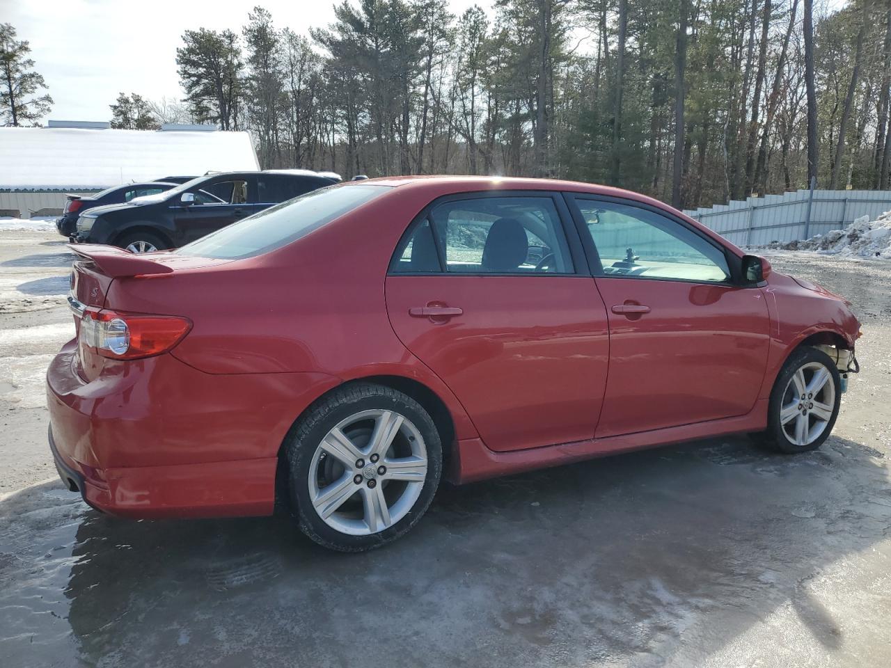 2013 TOYOTA COROLLA BA - Фото 3