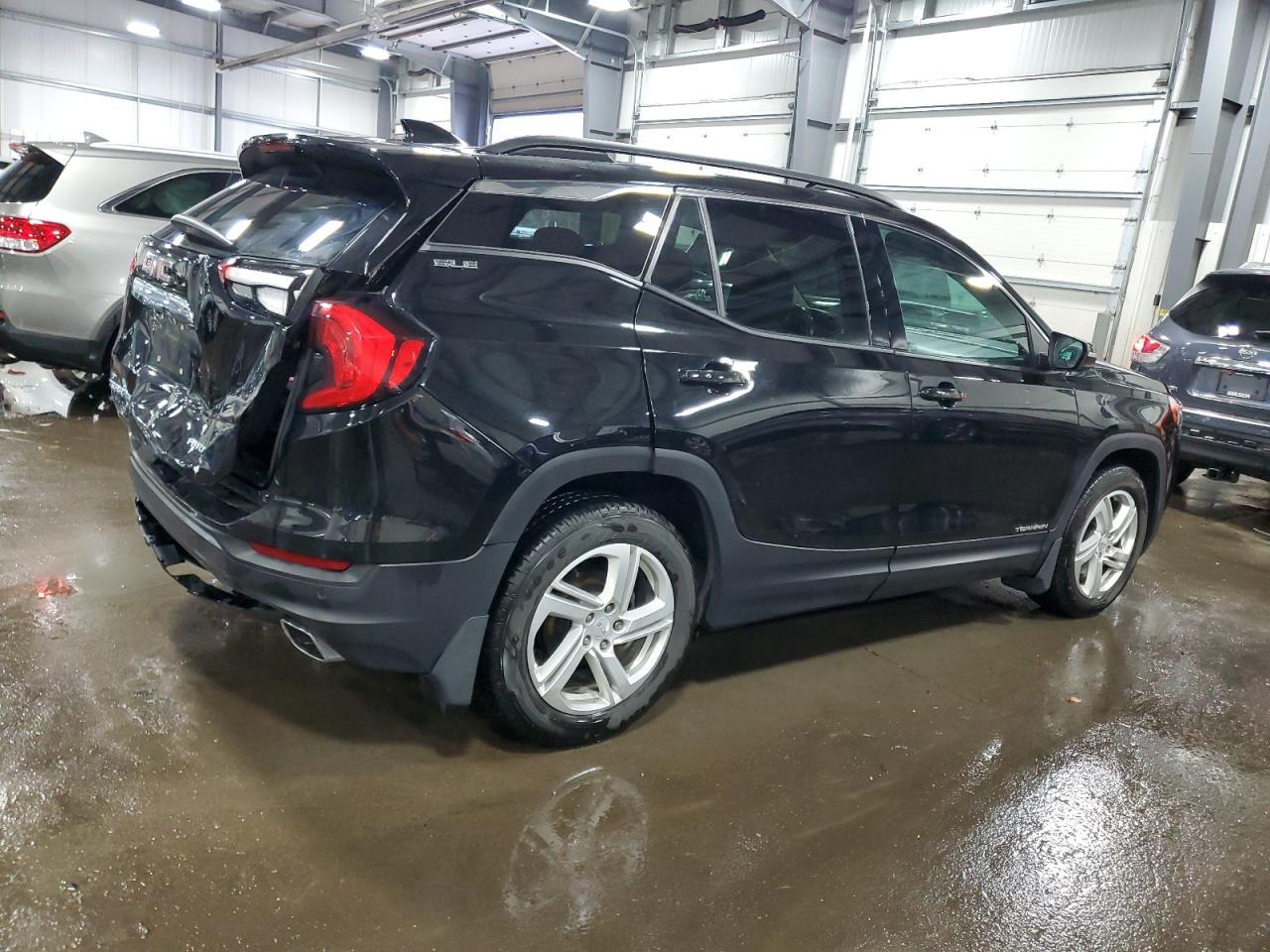 2019 GMC TERRAIN SL - Фото 3