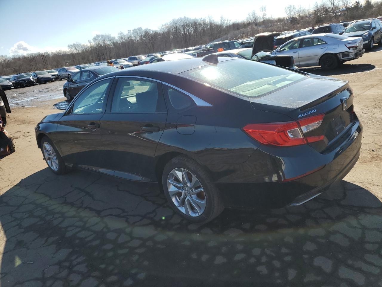 2018 HONDA ACCORD LX - Image 2