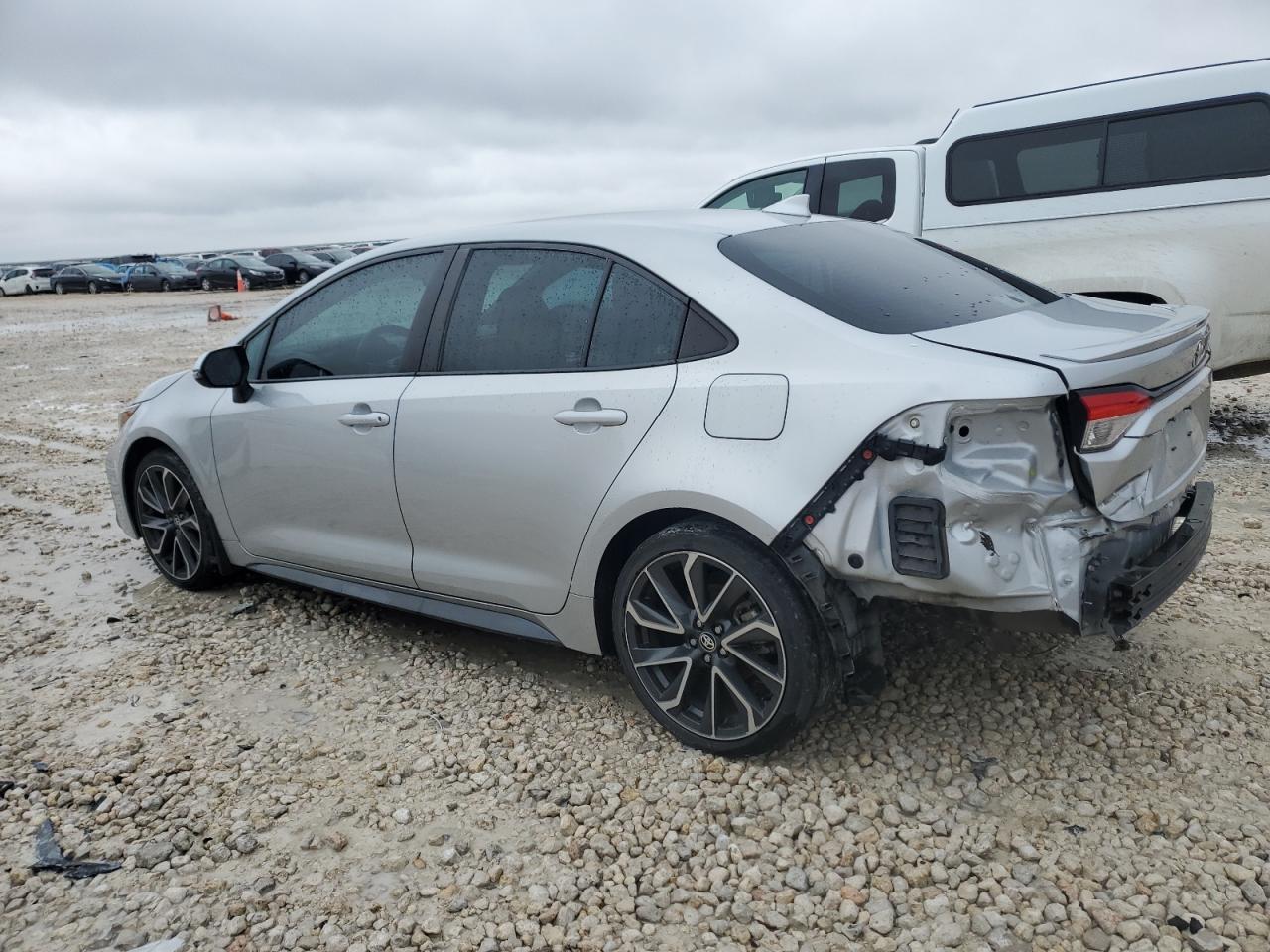 2020 TOYOTA COROLLA SE - Фото 2