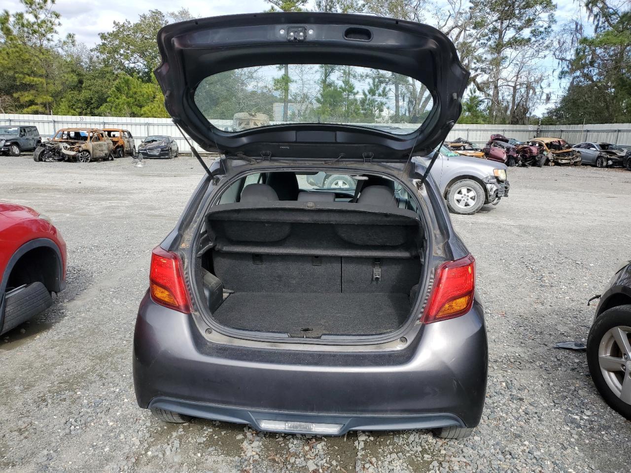 2015 TOYOTA YARIS - Image 6