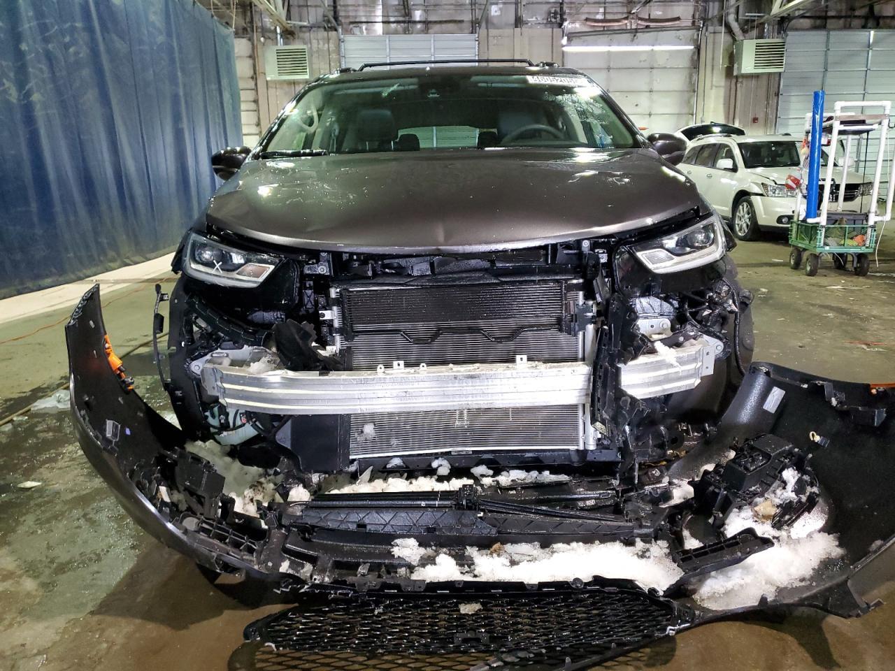 2022 CHRYSLER PACIFICA T - Image 5