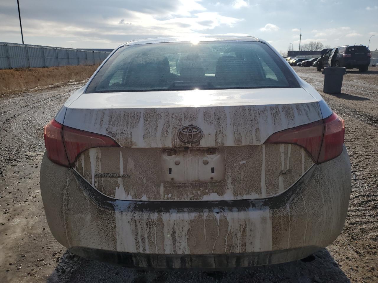 2019 TOYOTA COROLLA L - Image 6