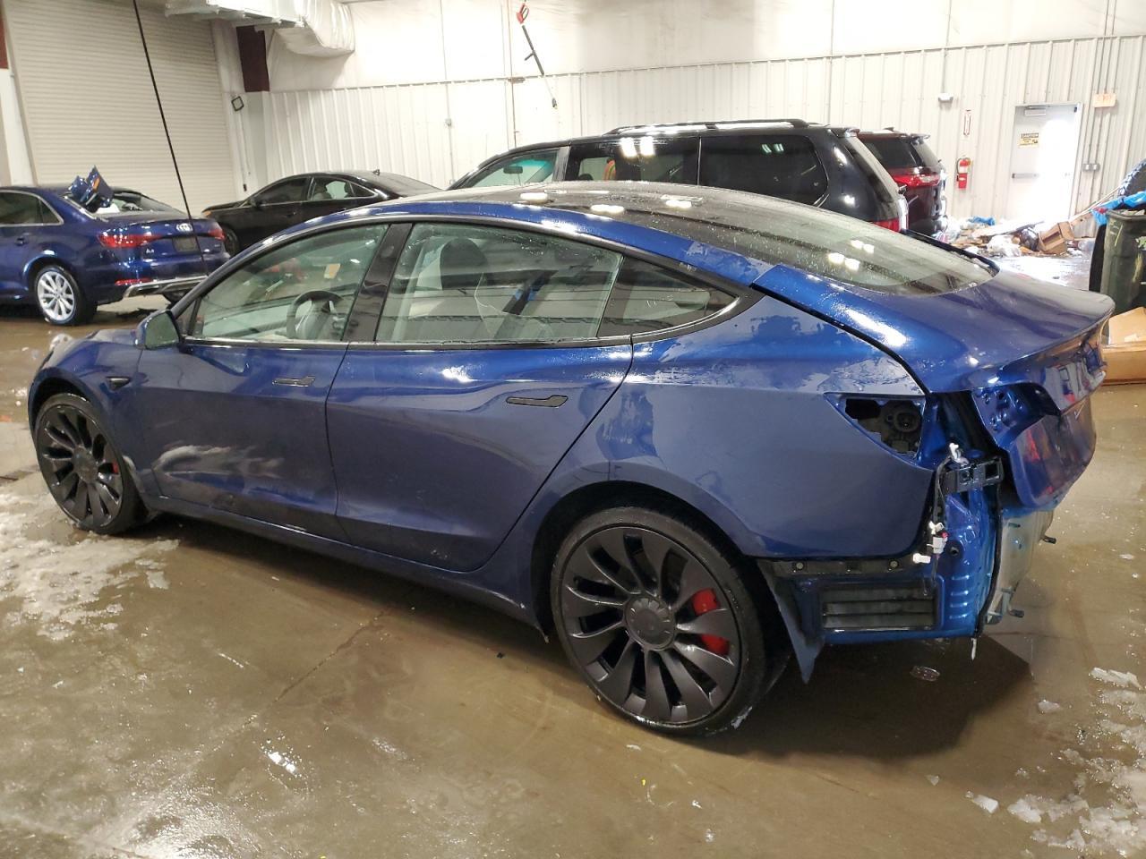 2023 TESLA MODEL 3 - Фото 2