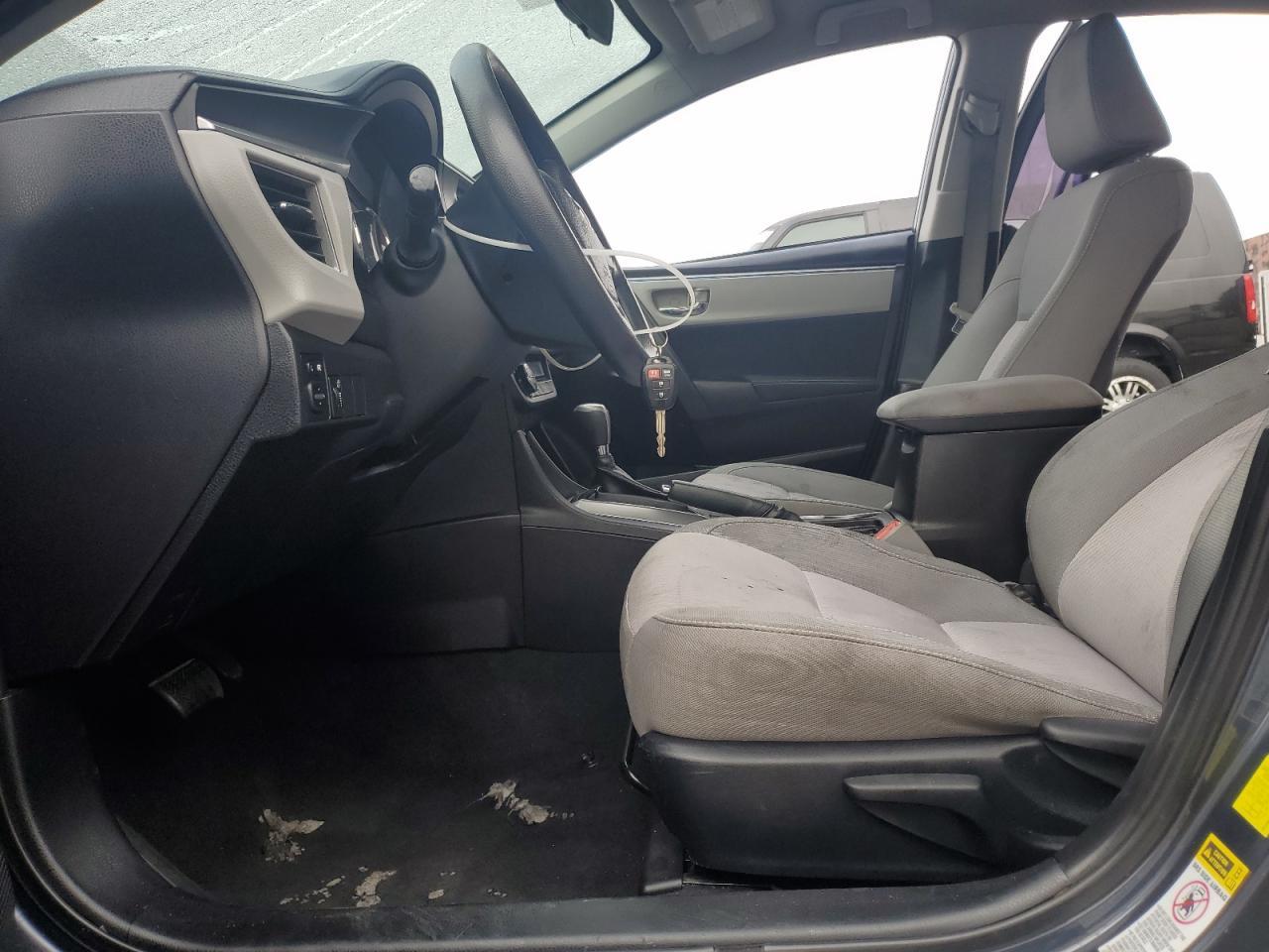 2015 TOYOTA COROLLA L - Фото 7