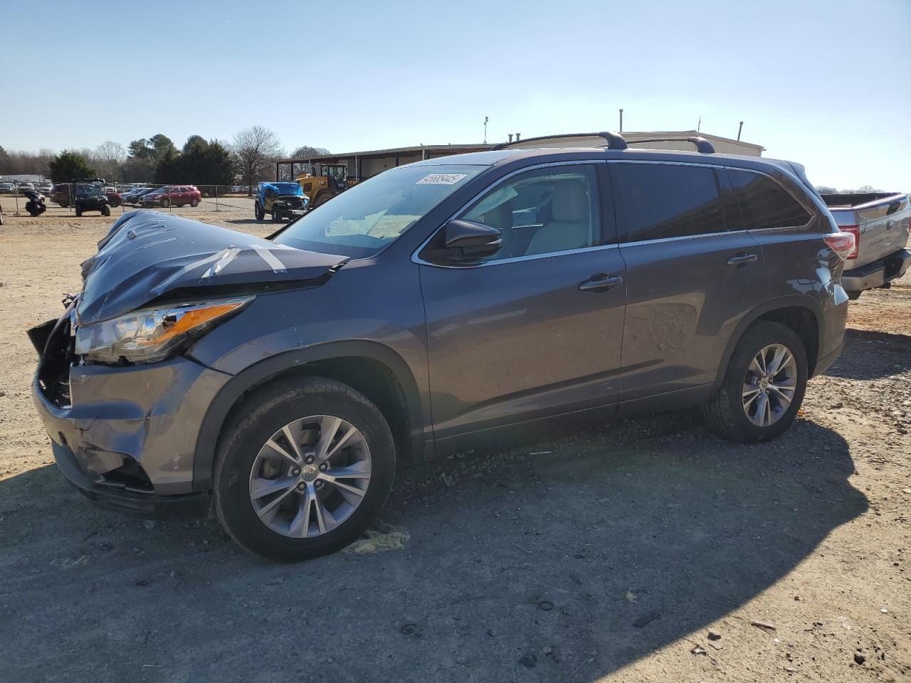 2014 TOYOTA HIGHLANDER