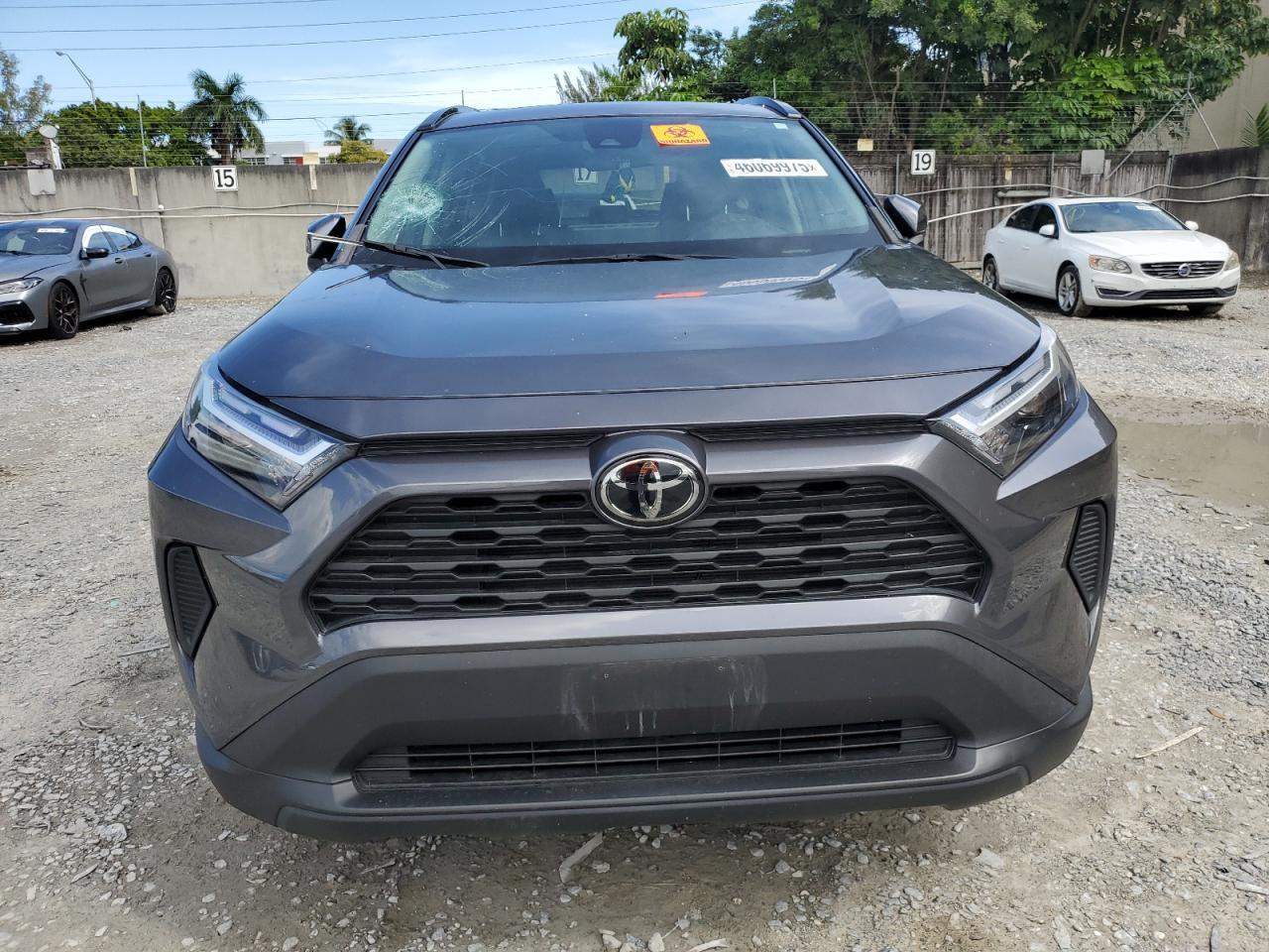 2022 TOYOTA RAV4 XLE - Фото 5