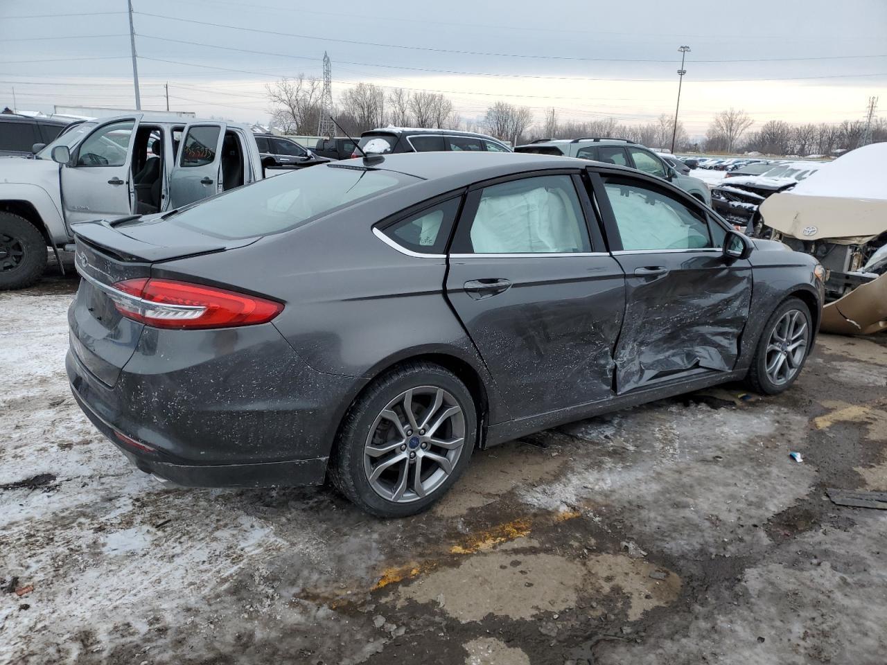 2017 FORD FUSION S - Image 3