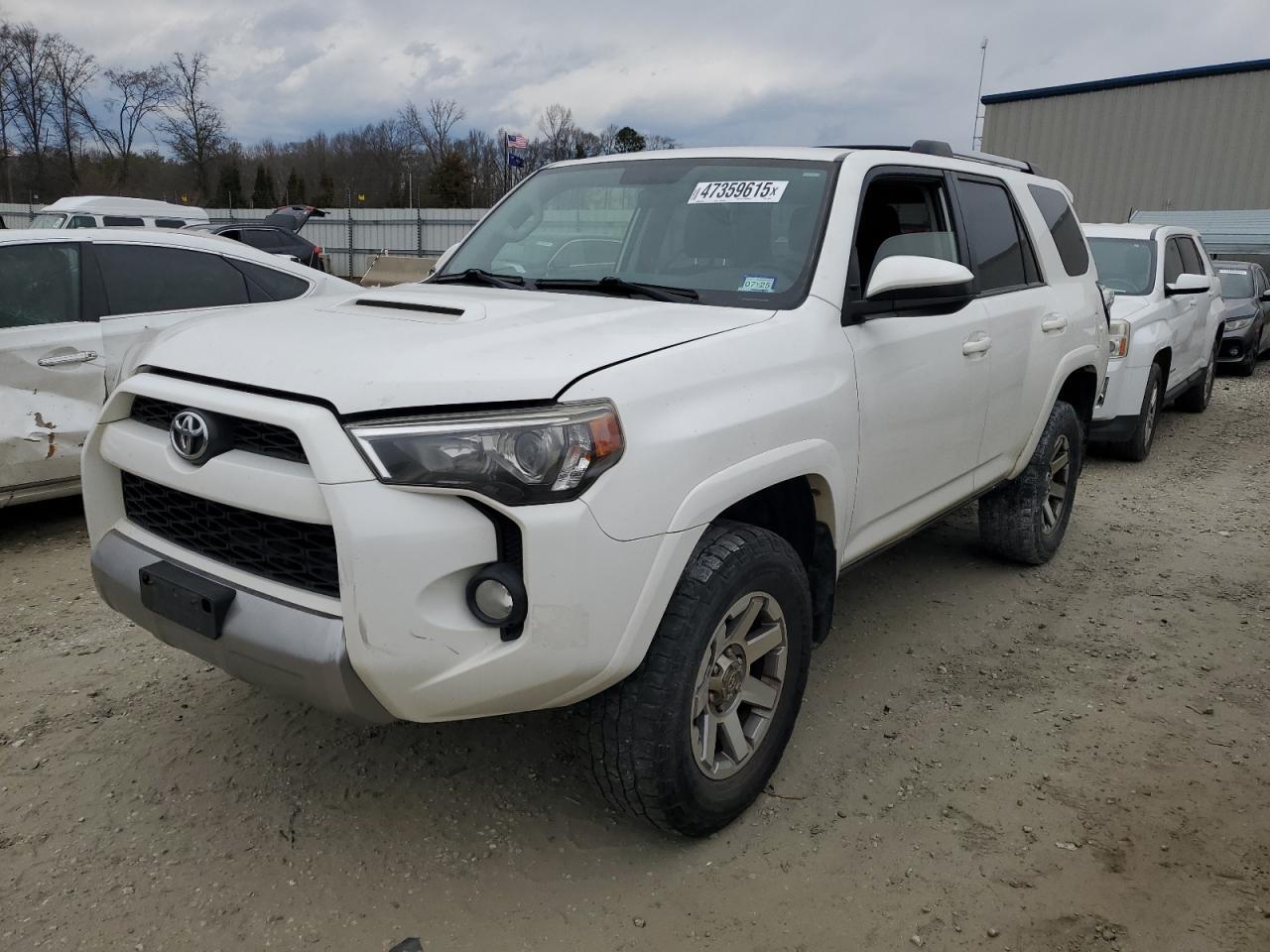 2015 TOYOTA 4RUNNER SR car image