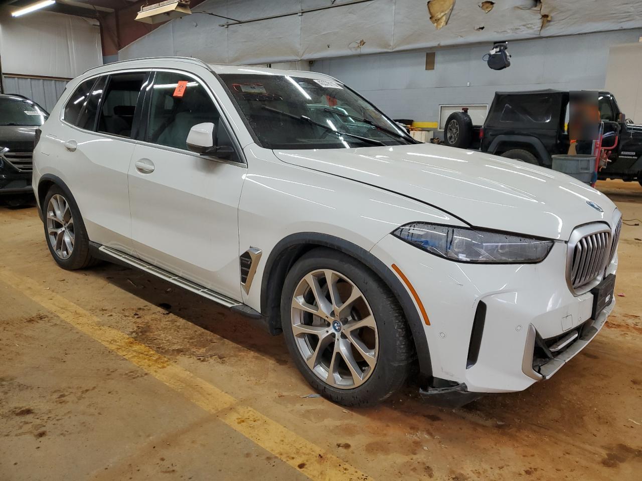 2024 BMW X5 XDRIVE5 - Image 4