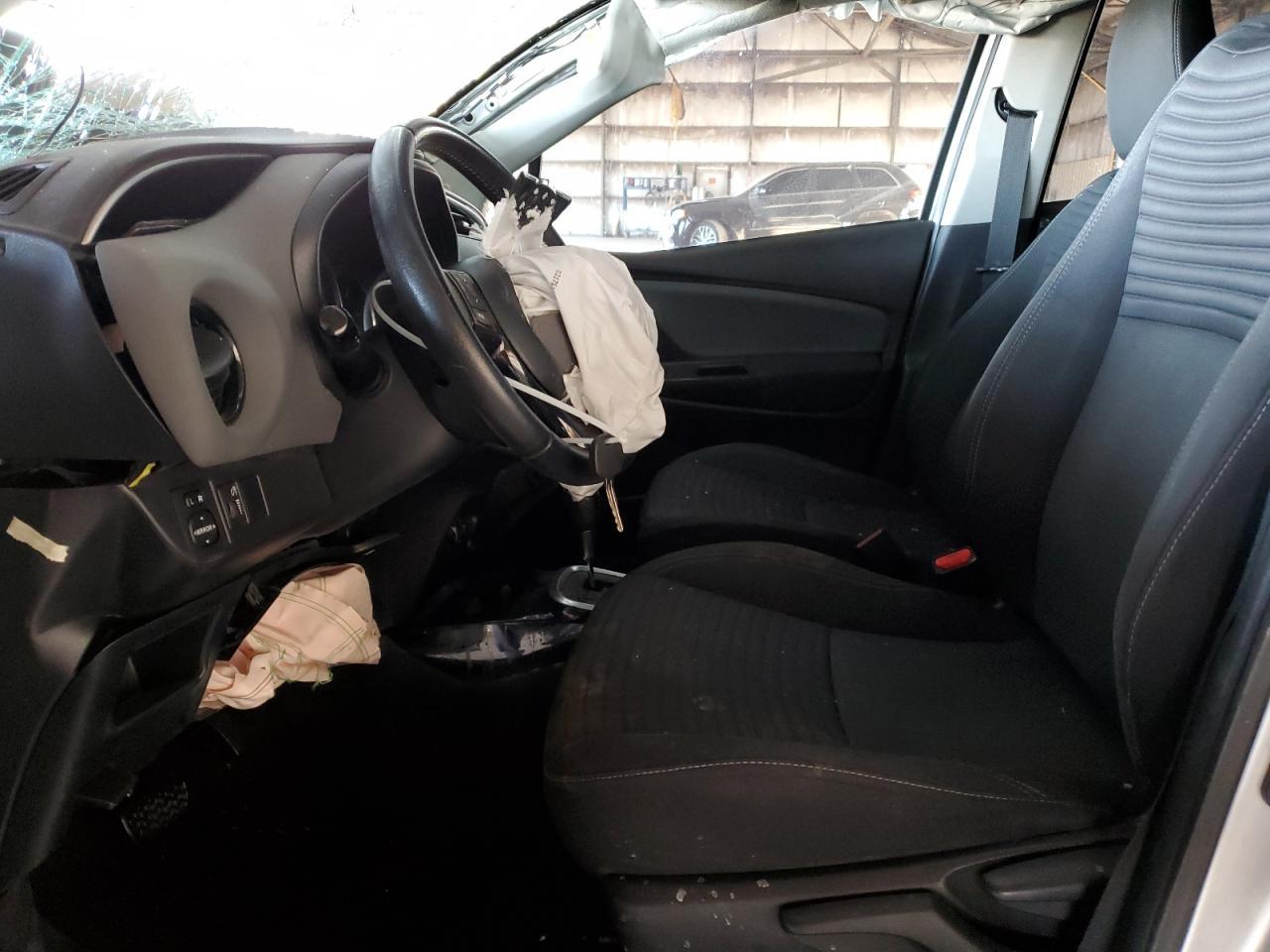 2016 TOYOTA YARIS L - Image 7