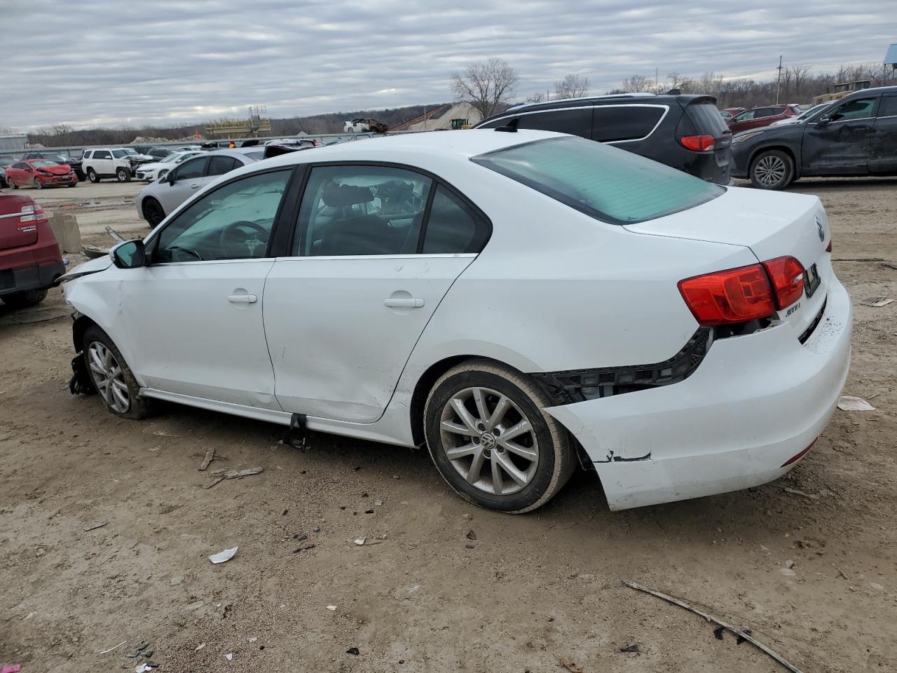 2014 VOLKSWAGEN JETTA SE - Image 2