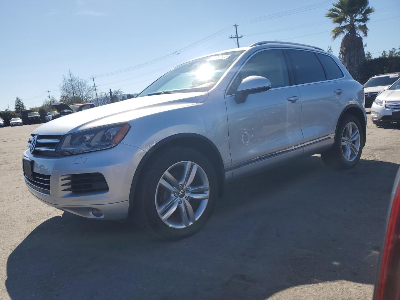 2012 VOLKSWAGEN TOUAREG V6