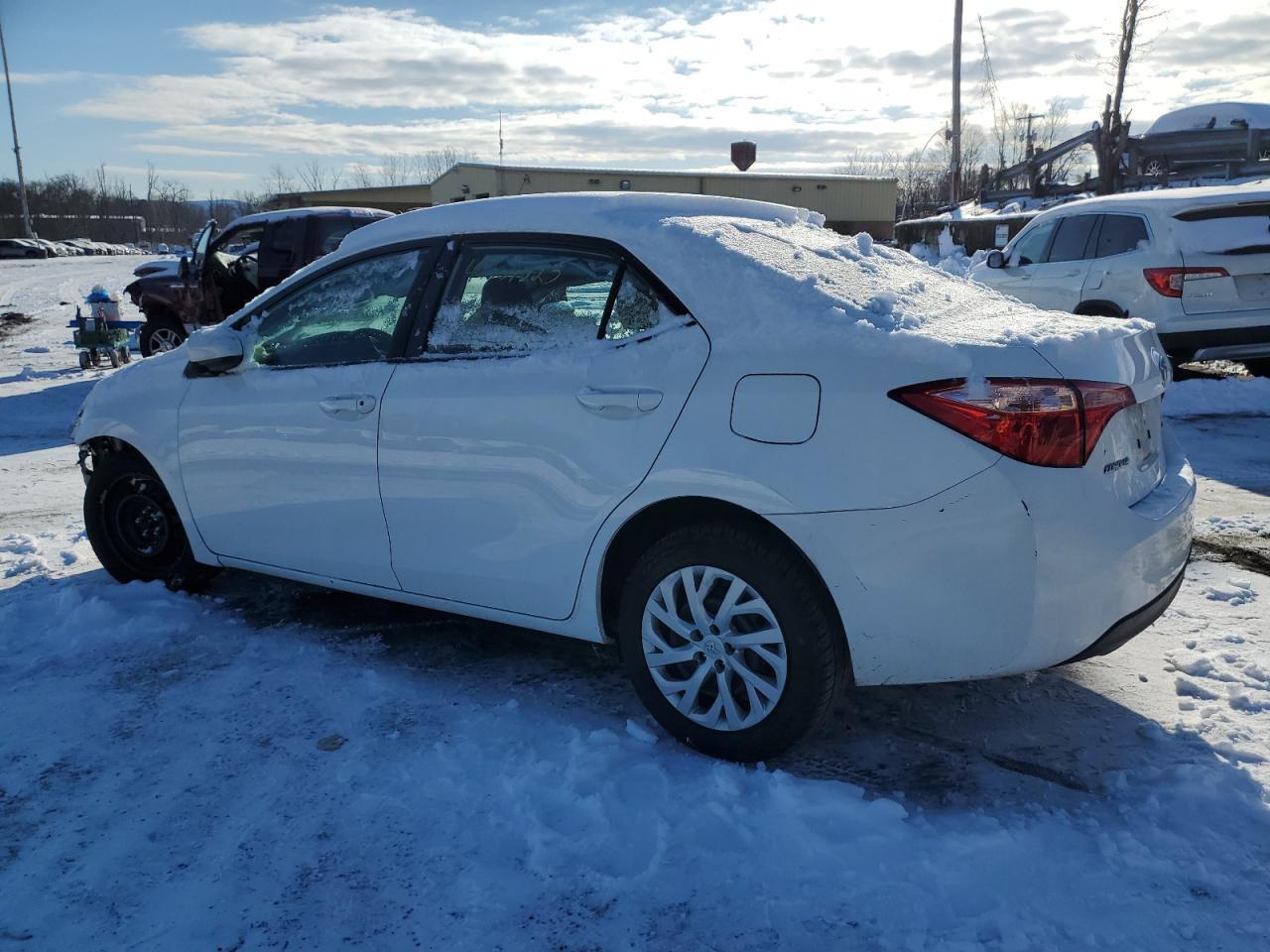 2018 TOYOTA COROLLA L - Image 2
