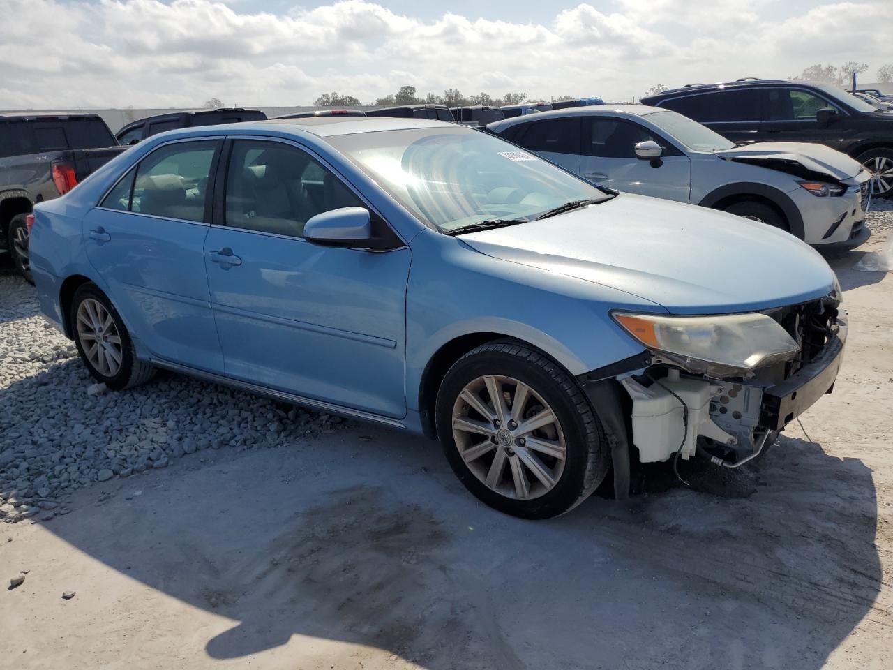 2012 TOYOTA CAMRY SE - Фото 4