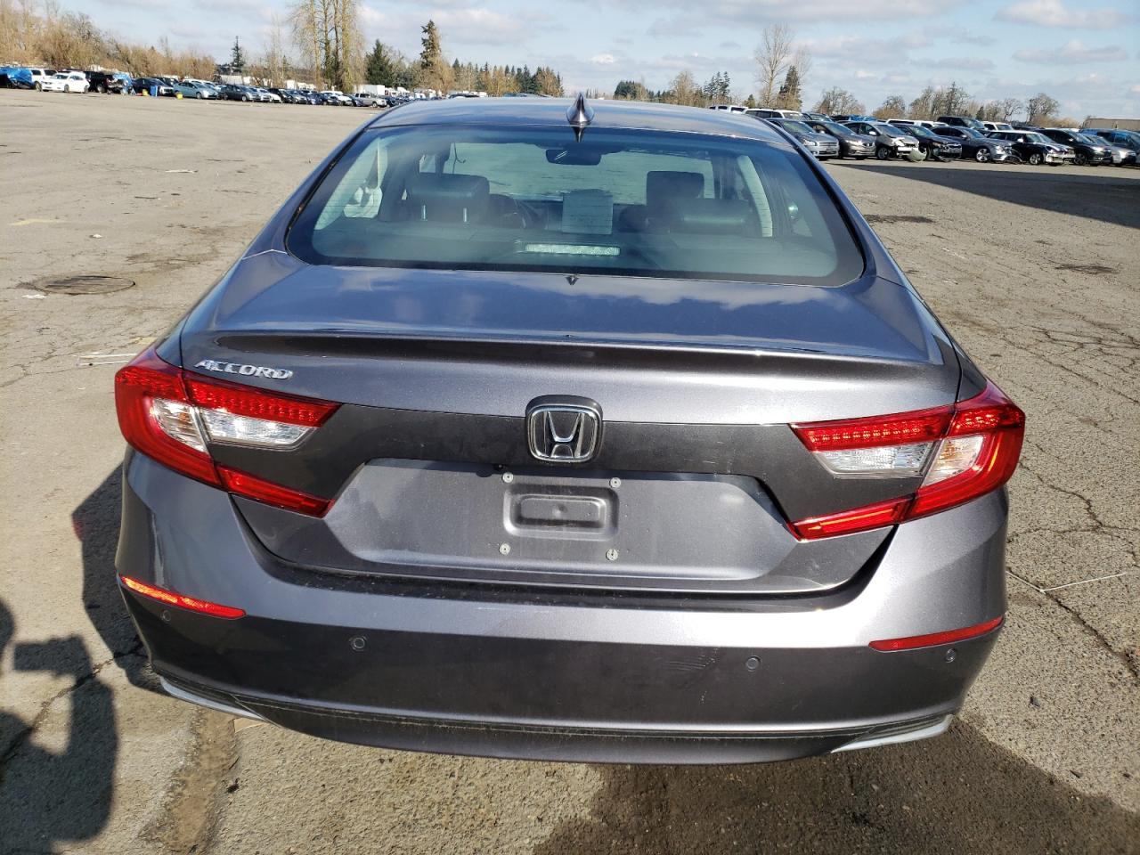 2022 HONDA ACCORD EXL - Image 6