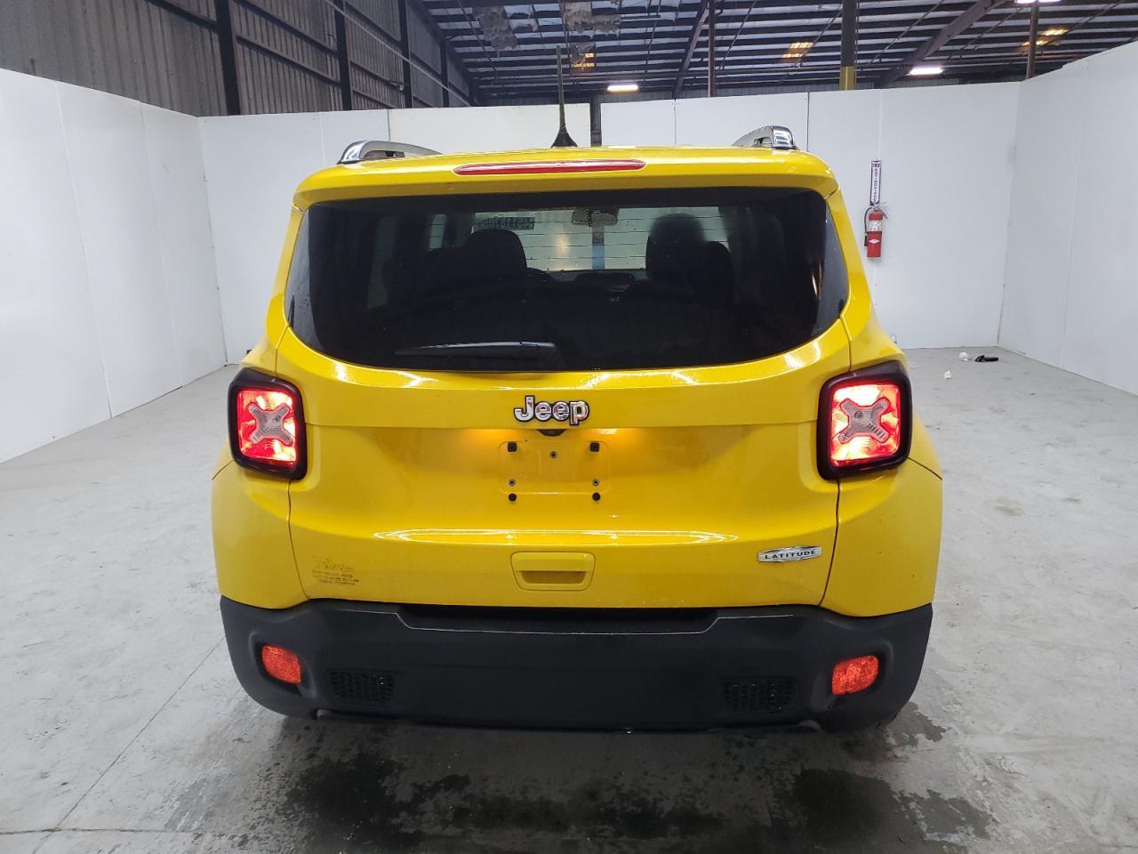 2018 JEEP RENEGADE L - Фото 6