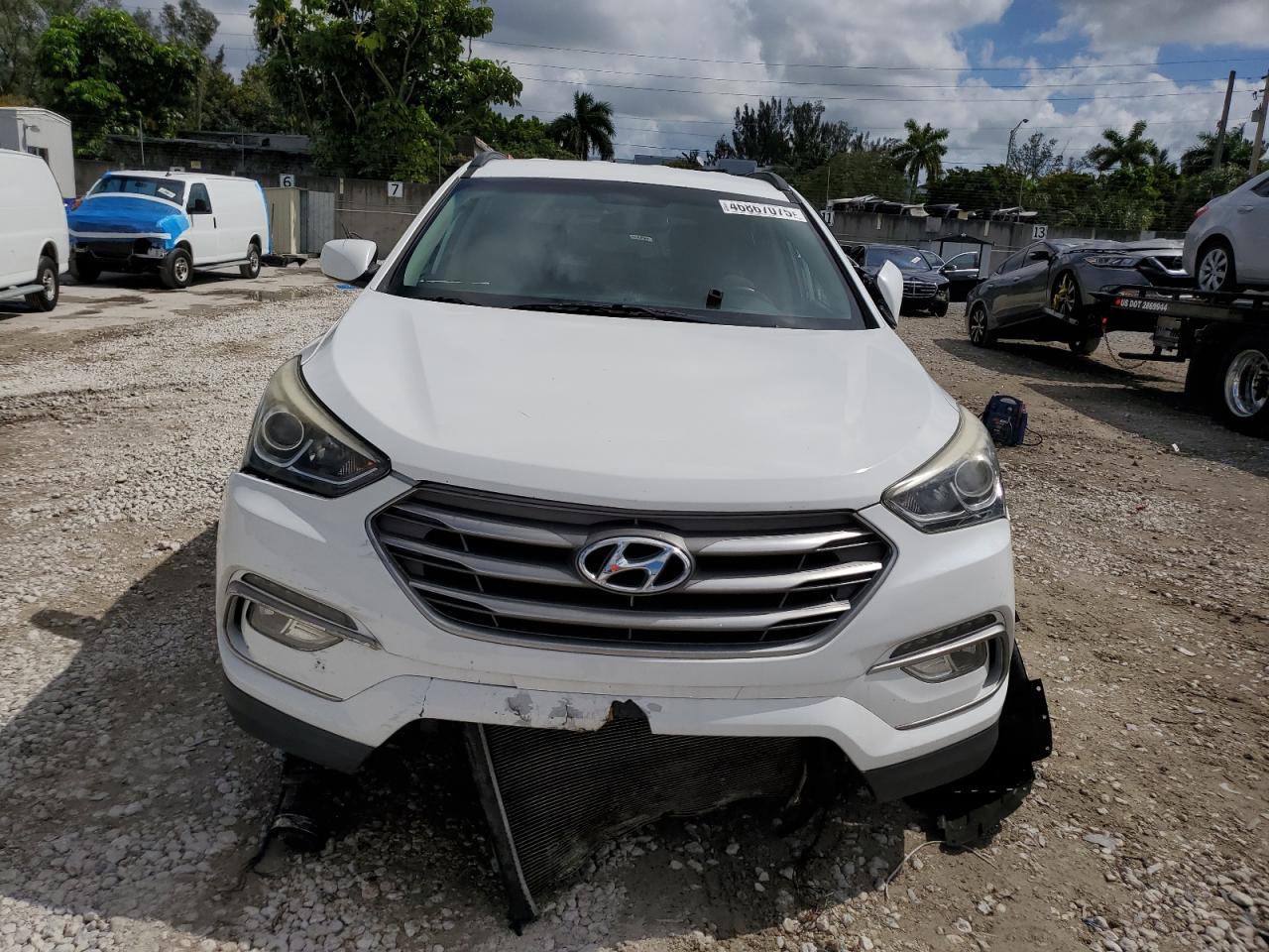 2017 HYUNDAI SANTA FE S - Image 5
