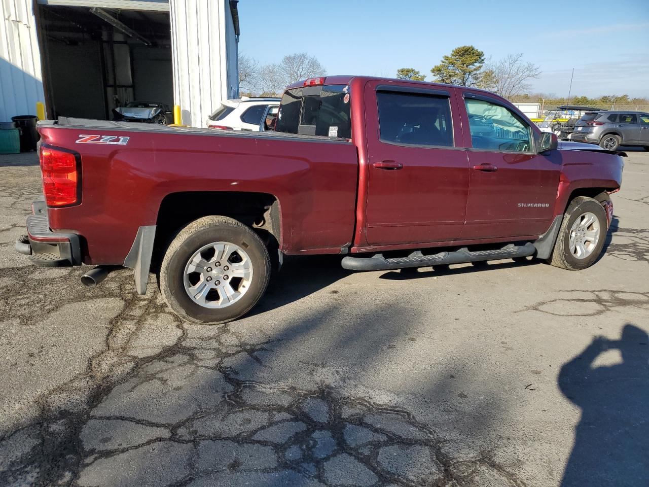 2017 CHEVROLET SILVERADO - Фото 3