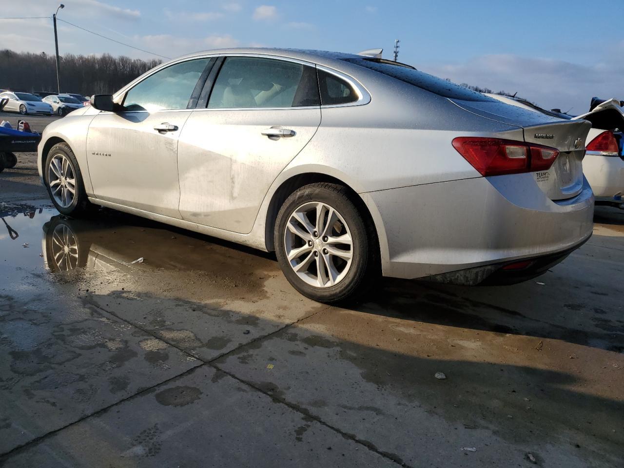 2017 CHEVROLET MALIBU LT - Фото 2