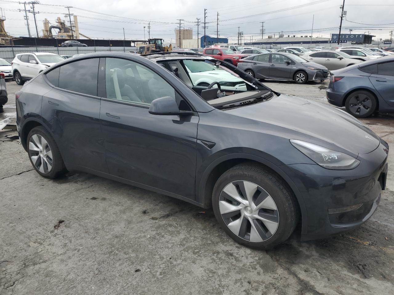 2024 TESLA MODEL Y - Image 4