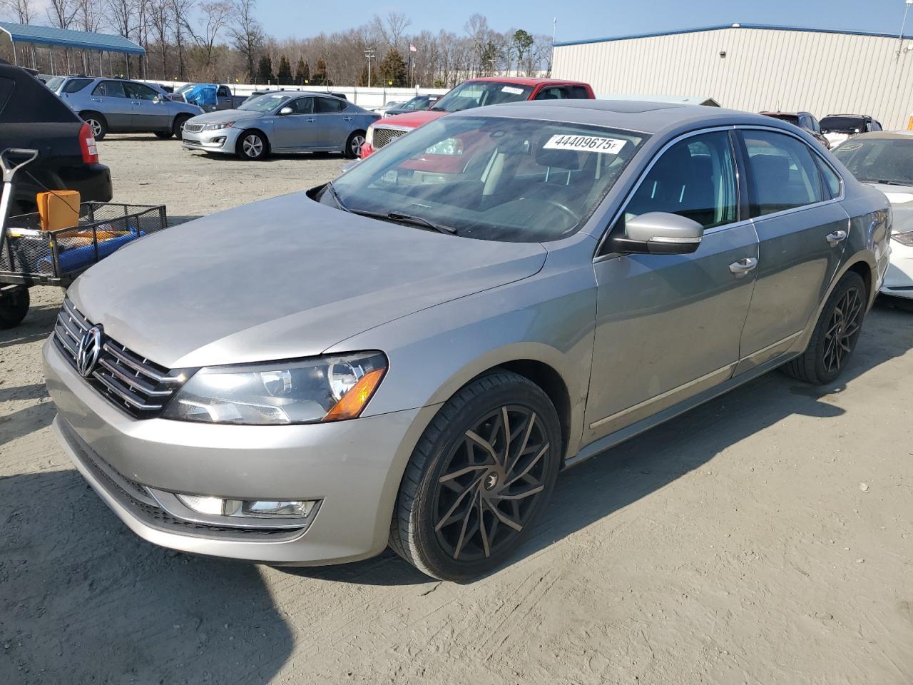 2013 VOLKSWAGEN PASSAT SEL