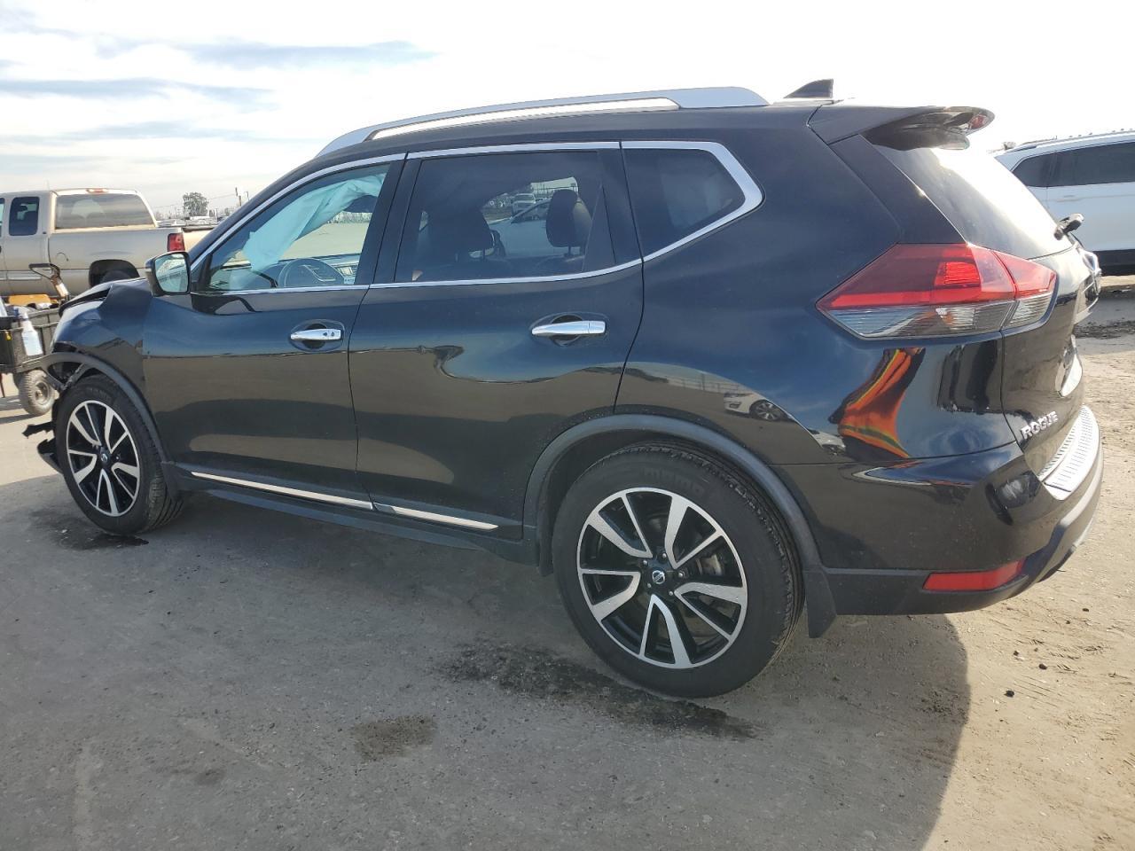 2018 NISSAN ROGUE S - Фото 2