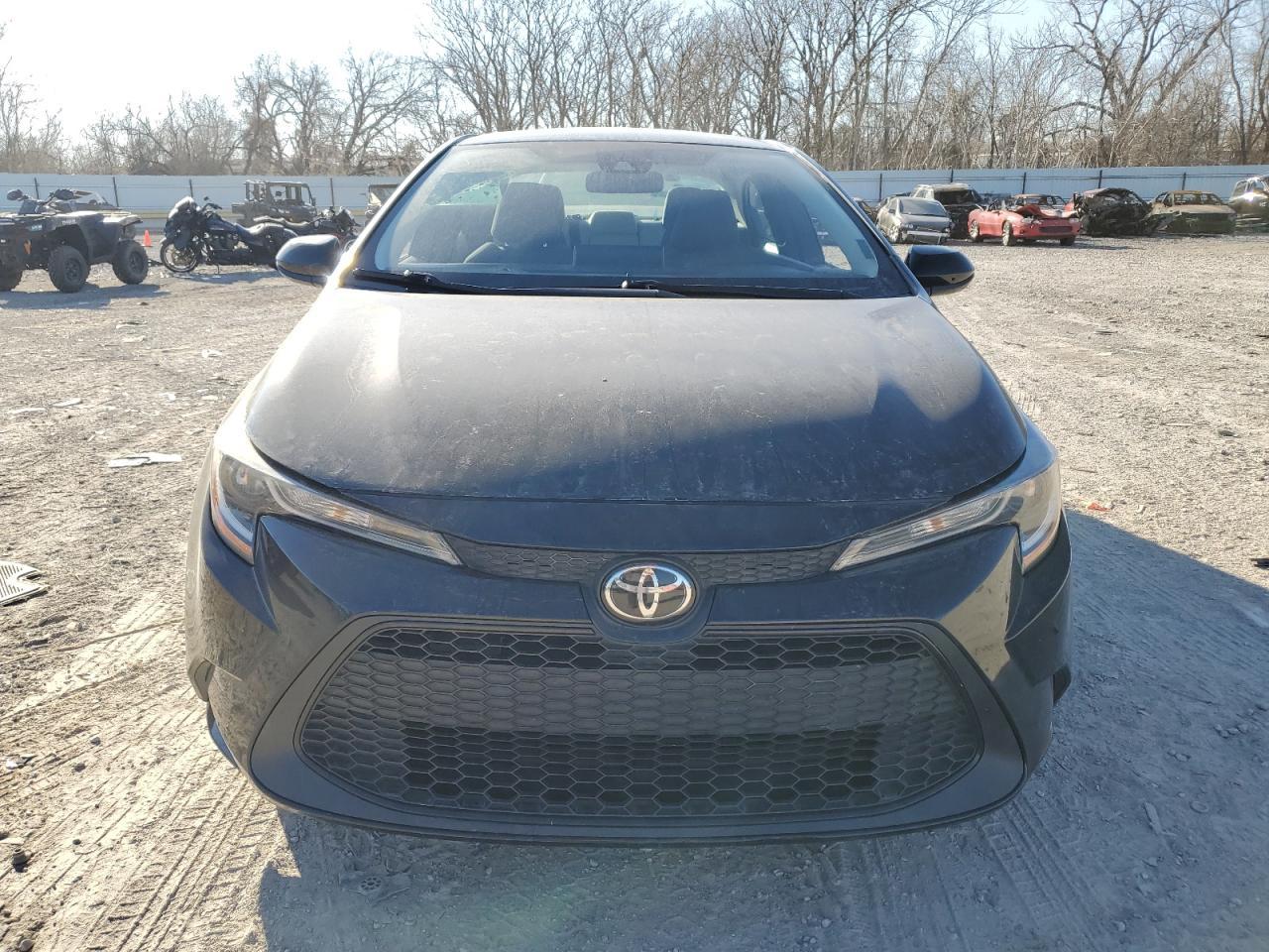 2021 TOYOTA COROLLA LE - Фото 5