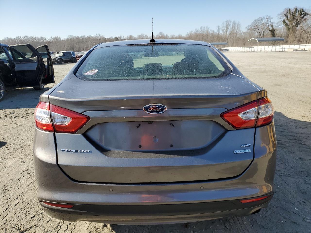 2013 FORD FUSION SE - Image 6