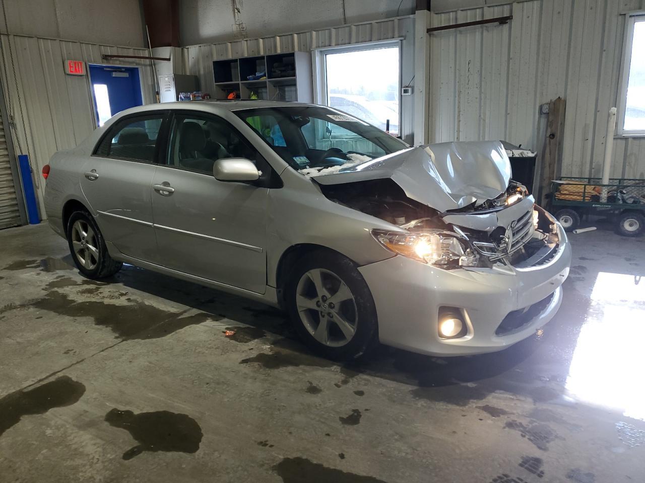 2013 TOYOTA COROLLA BA - Фото 4